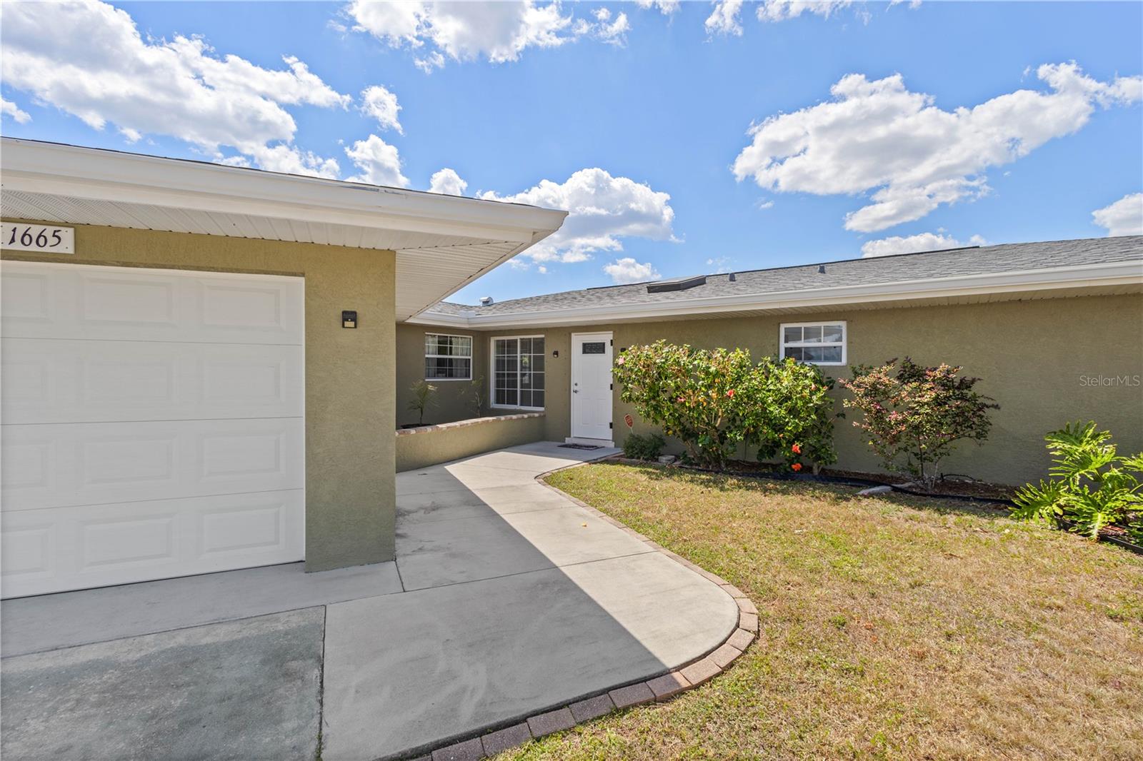 1665 HARMONY DR, PORT CHARLOTTE, FL, 33952