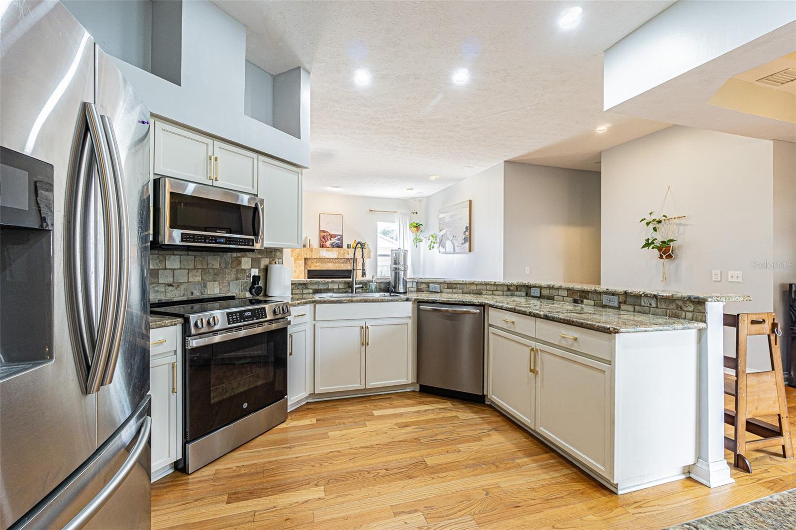 2706 BENT LEAF DR, VALRICO, FL, 33594