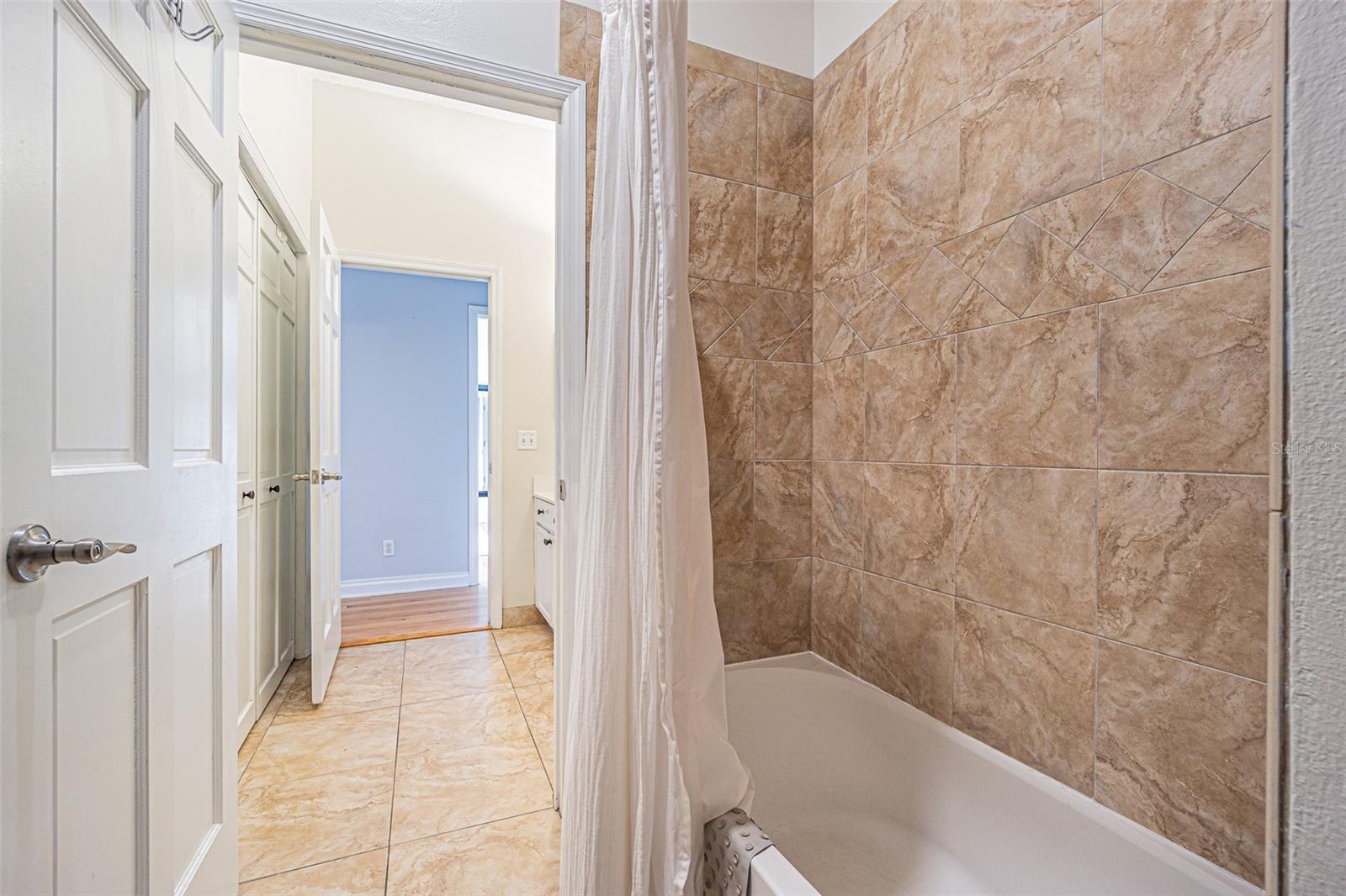 2706 BENT LEAF DR, VALRICO, FL, 33594