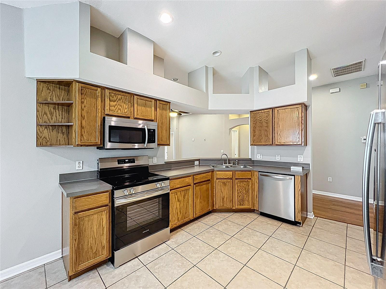 11414 WESTON COURSE LOOP, RIVERVIEW, FL, 33579