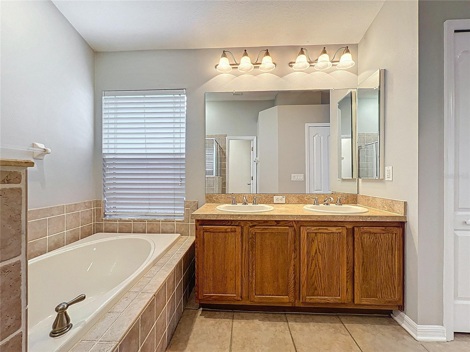 11414 WESTON COURSE LOOP, RIVERVIEW, FL, 33579