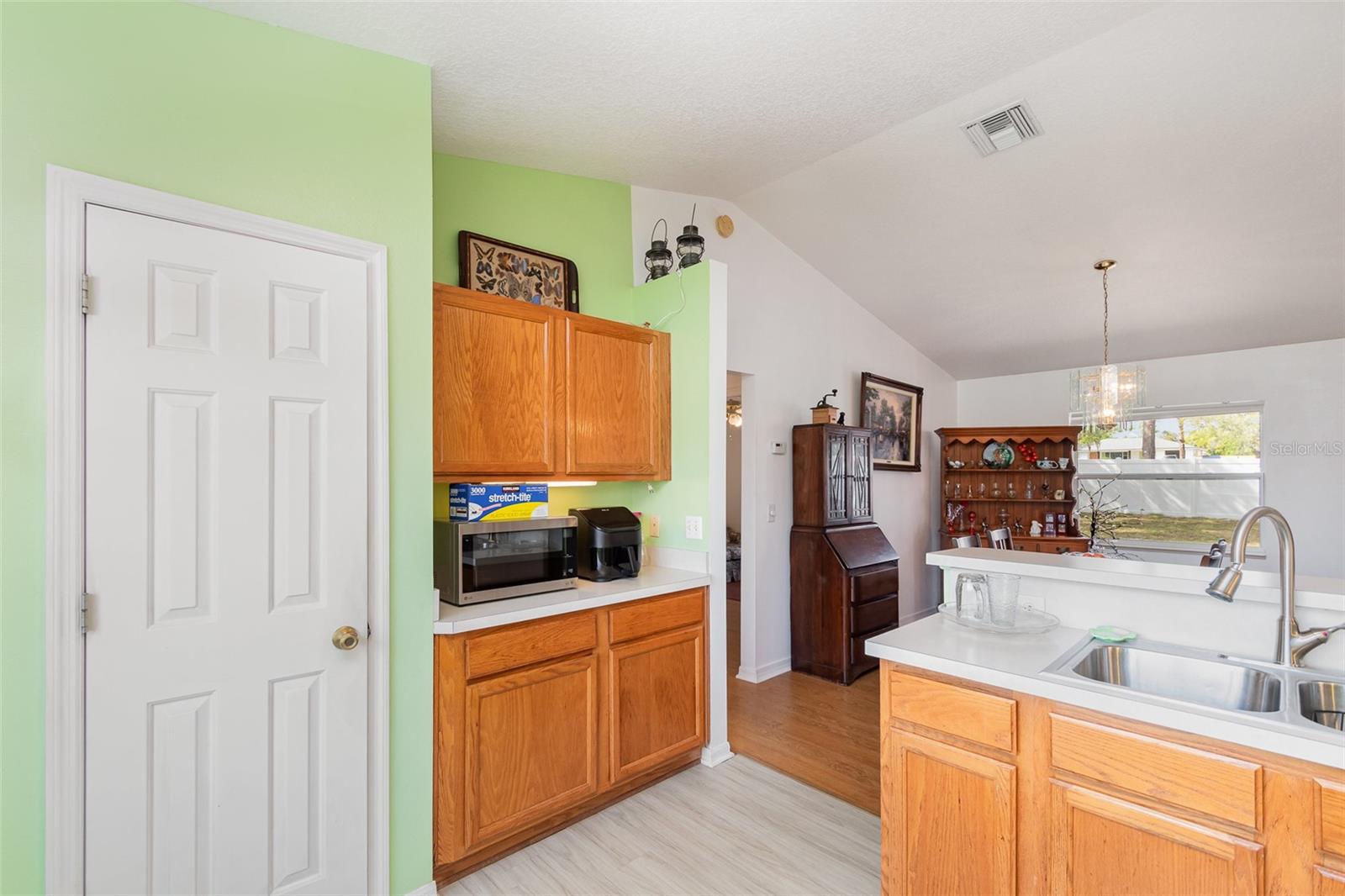 11315 LAKE DR, LEESBURG, FL, 34788