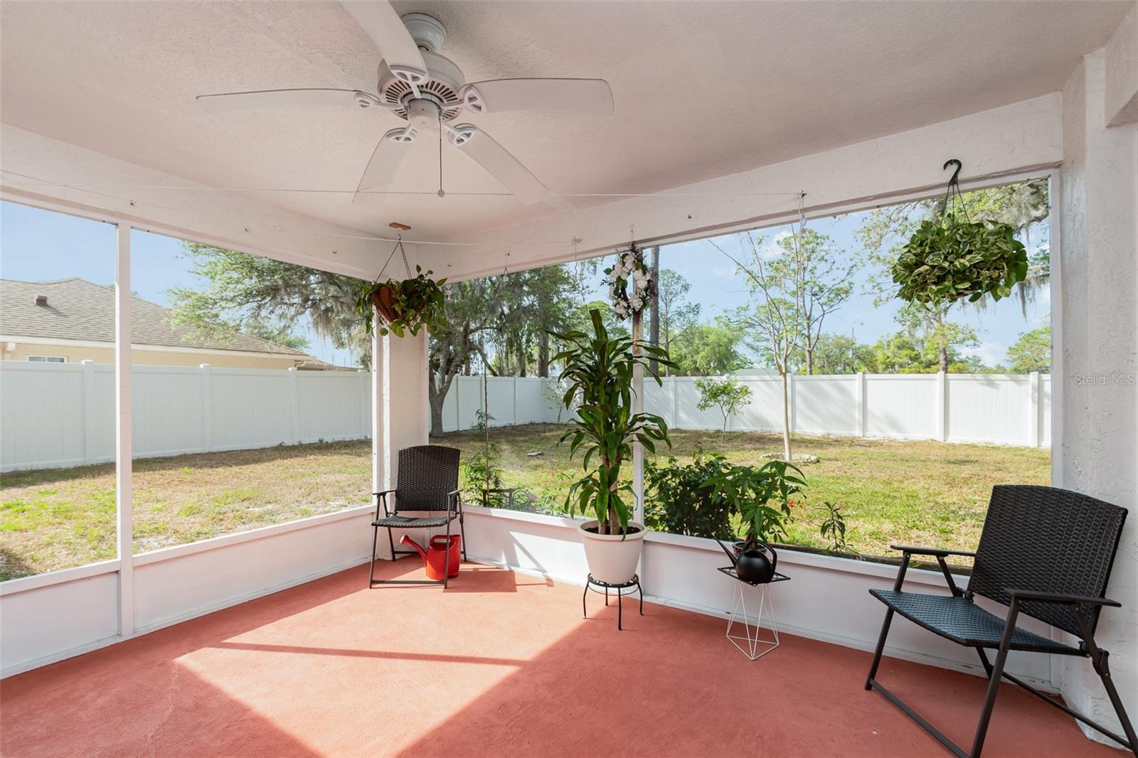 11315 LAKE DR, LEESBURG, FL, 34788