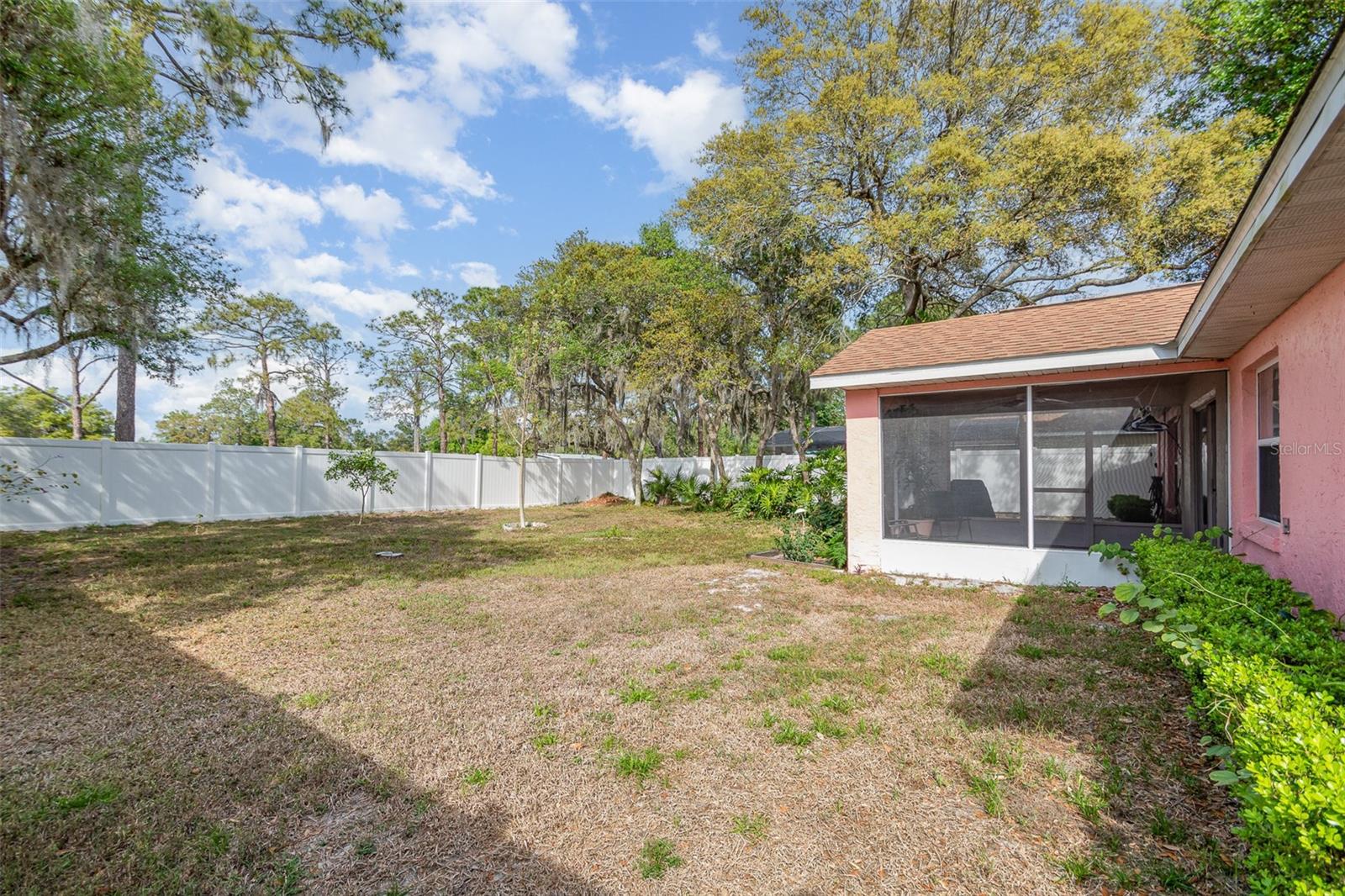 11315 LAKE DR, LEESBURG, FL, 34788