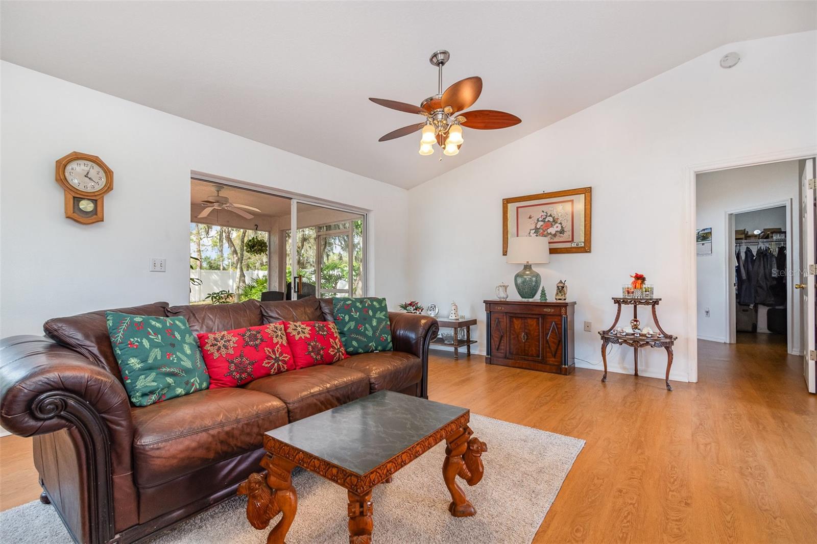 11315 LAKE DR, LEESBURG, FL, 34788
