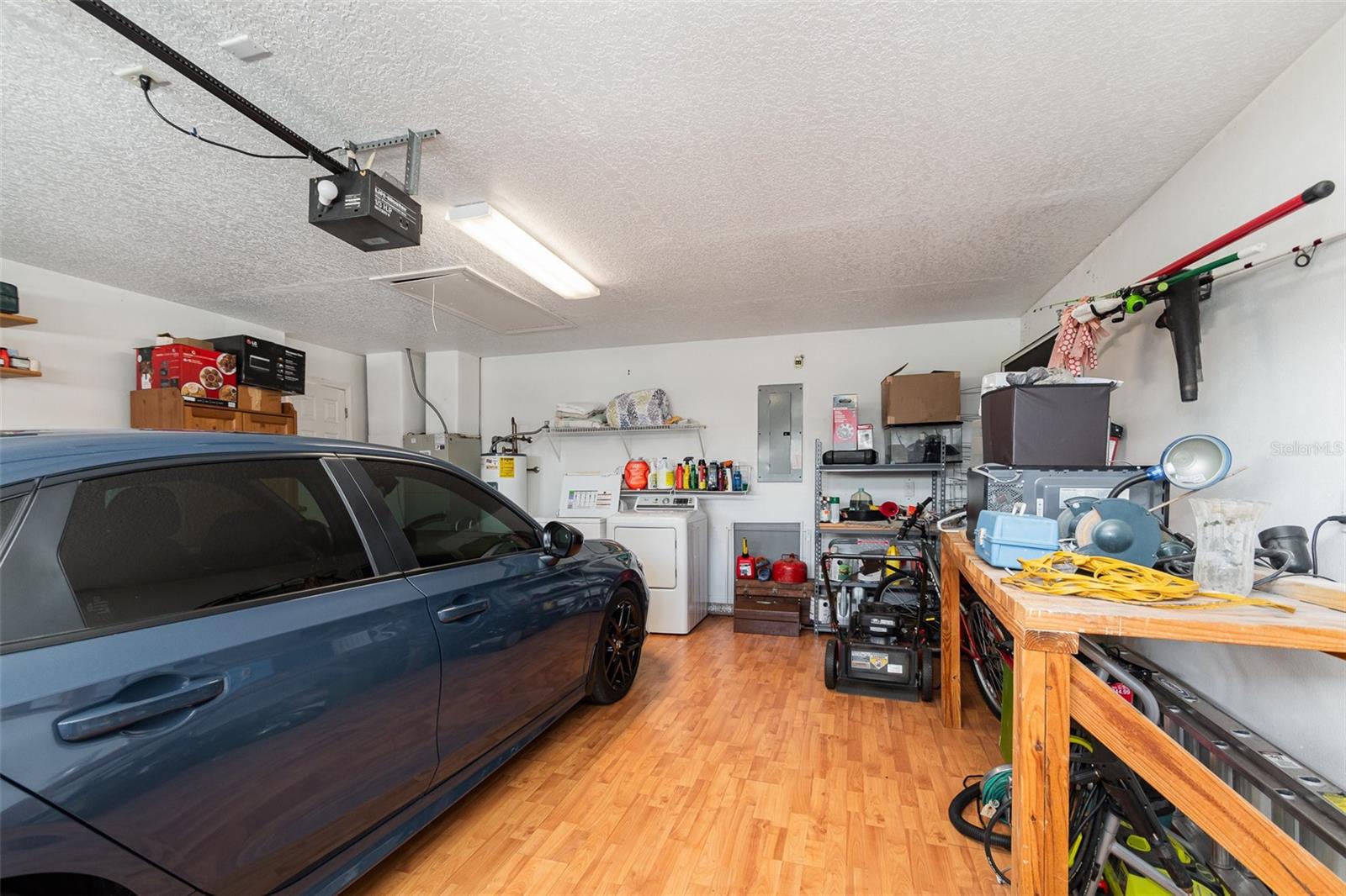 11315 LAKE DR, LEESBURG, FL, 34788