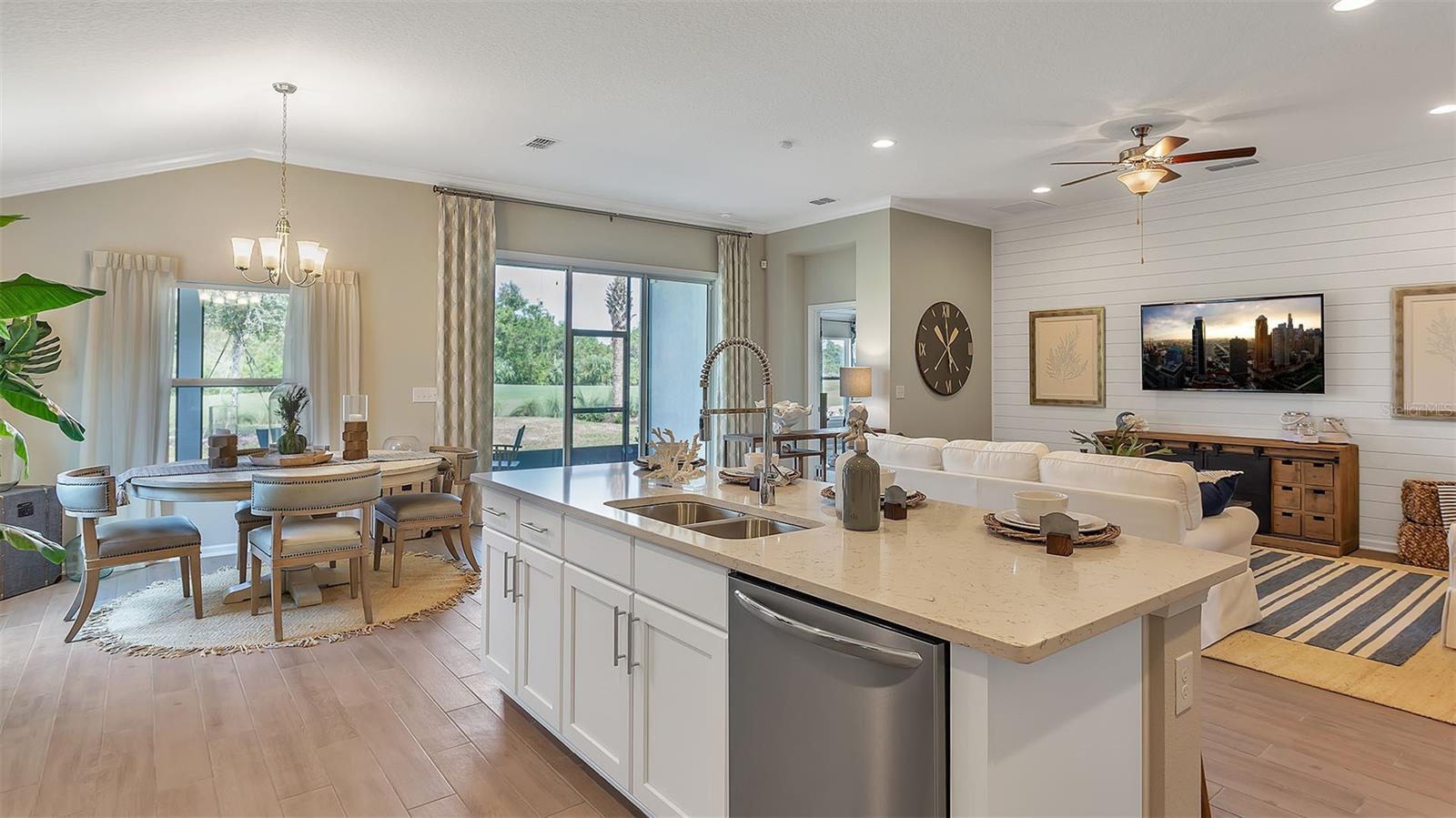 22 SUMMERWOOD RD N, PALM COAST, FL, 32137