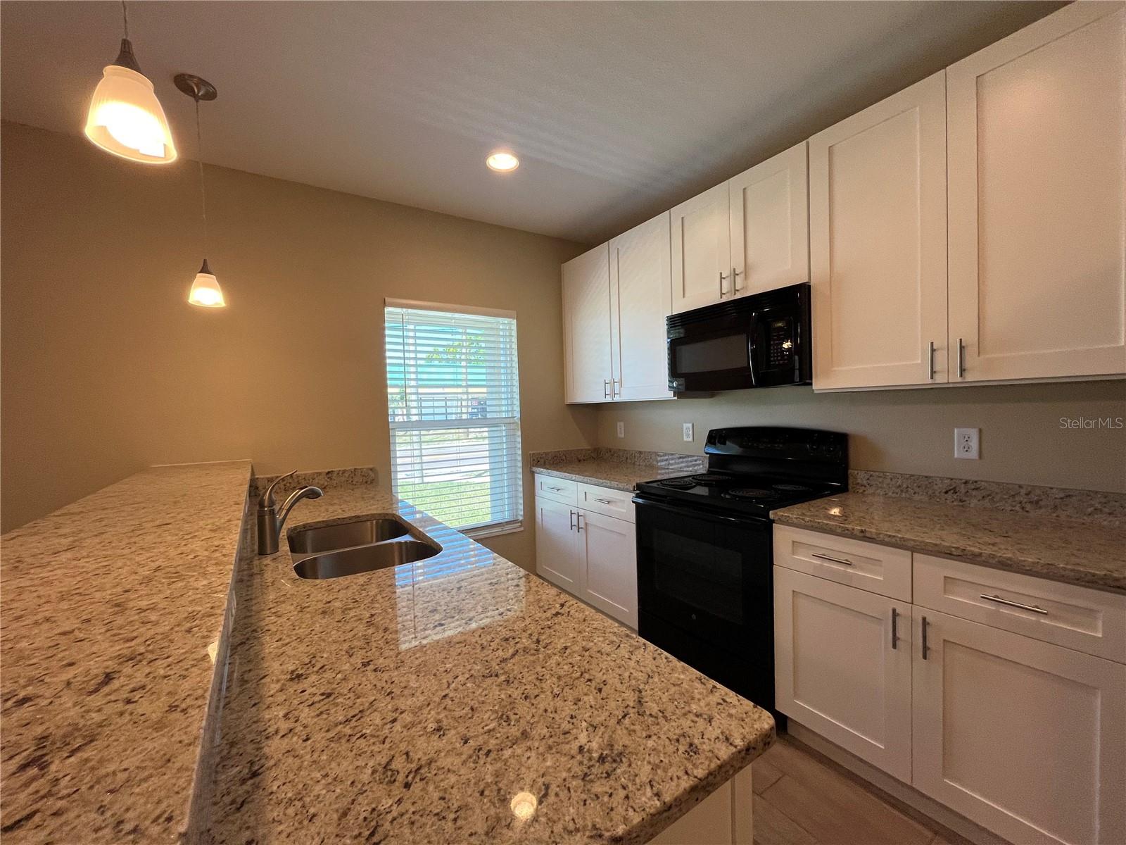 1402 S PARSONS, SEFFNER, FL, 33584