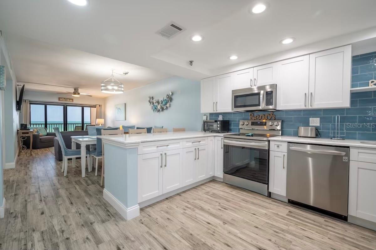 13720 GULF BLVD #303, MADEIRA BEACH, FL, 33708