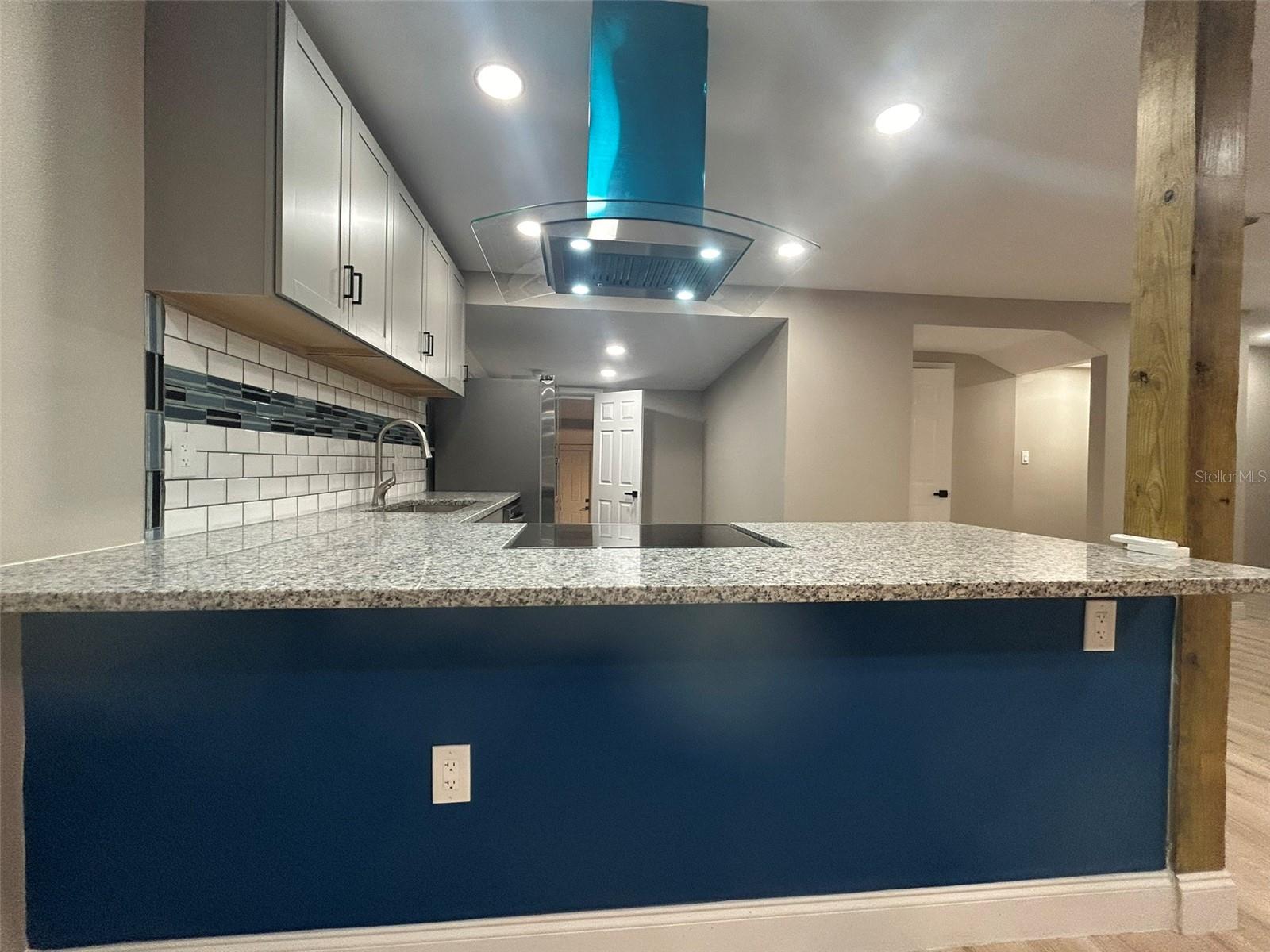 1615 39TH ST S, ST PETERSBURG, FL, 33711