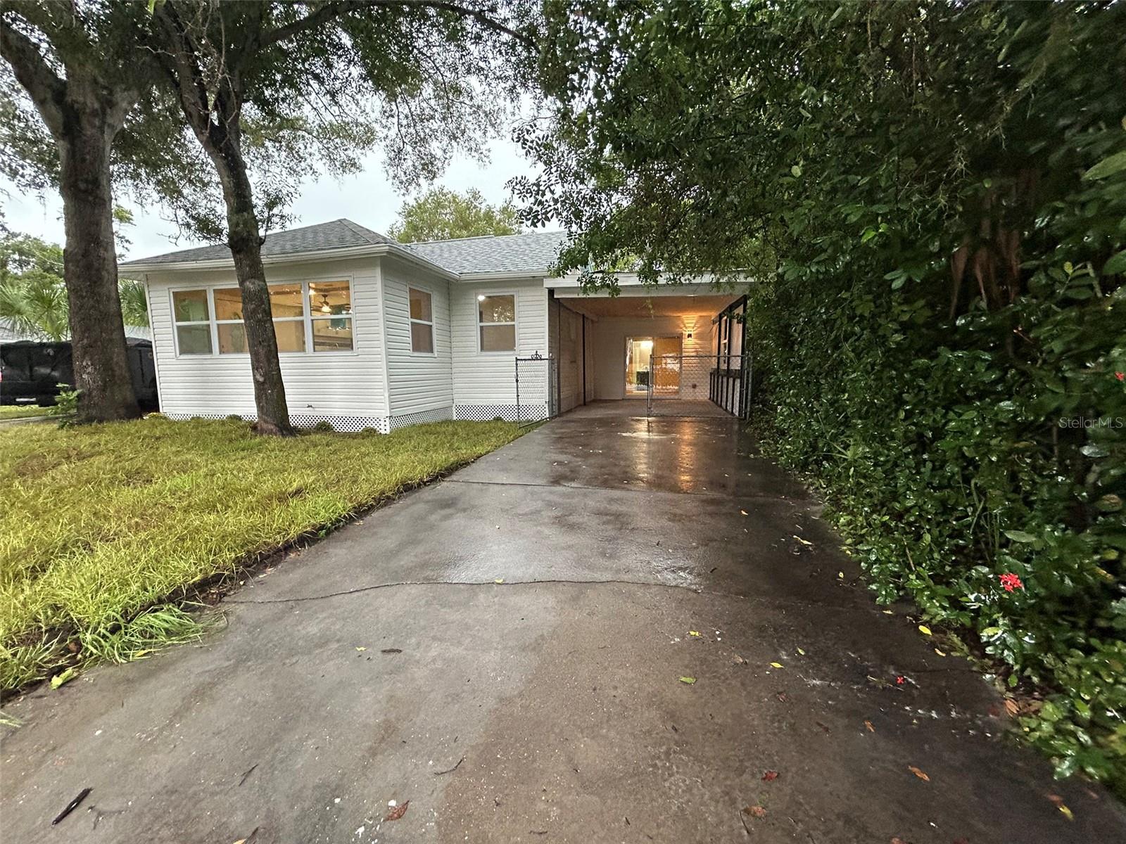 1615 39TH ST S, ST PETERSBURG, FL, 33711