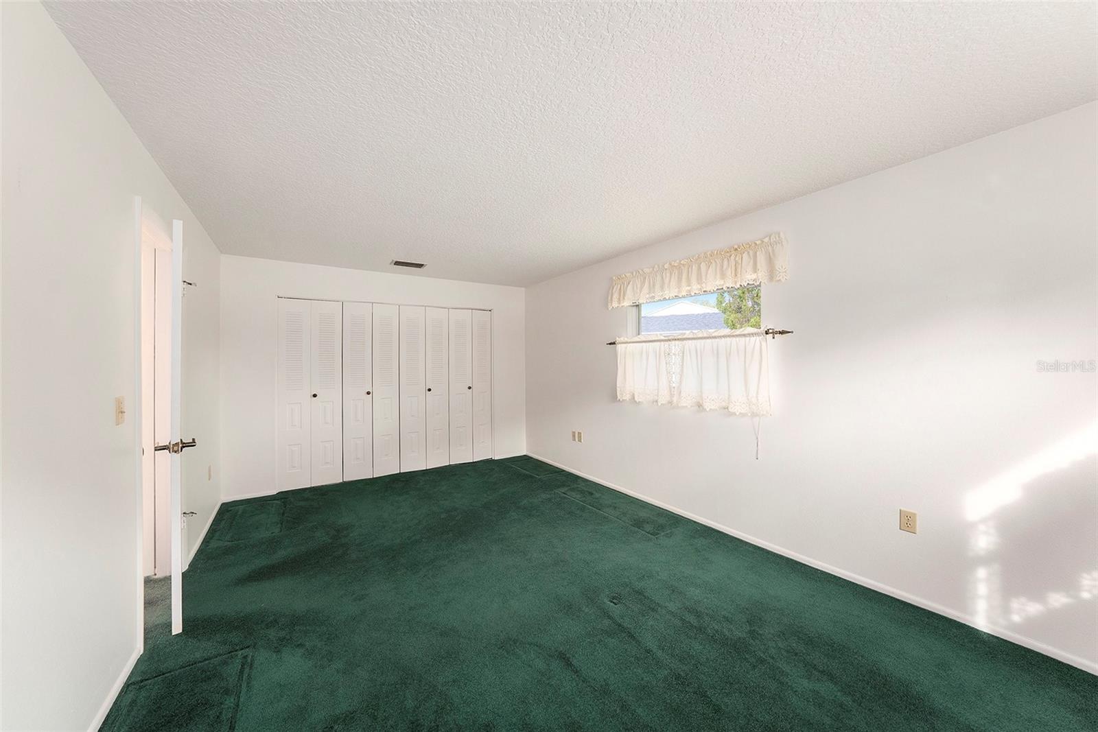 2155 CROWSNEST DR, PALM HARBOR, FL, 34685