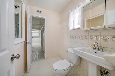 10791 VALENCIA TER, SEMINOLE, FL, 33772