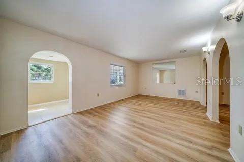 10791 VALENCIA TER, SEMINOLE, FL, 33772