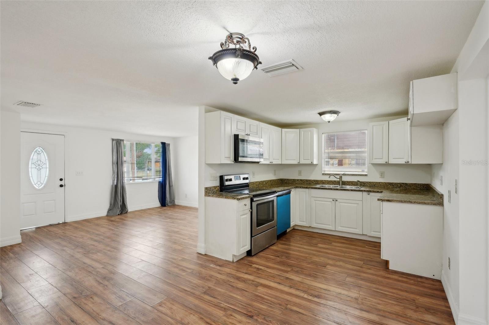 3011 DODGE ST, TAMPA, FL, 33605