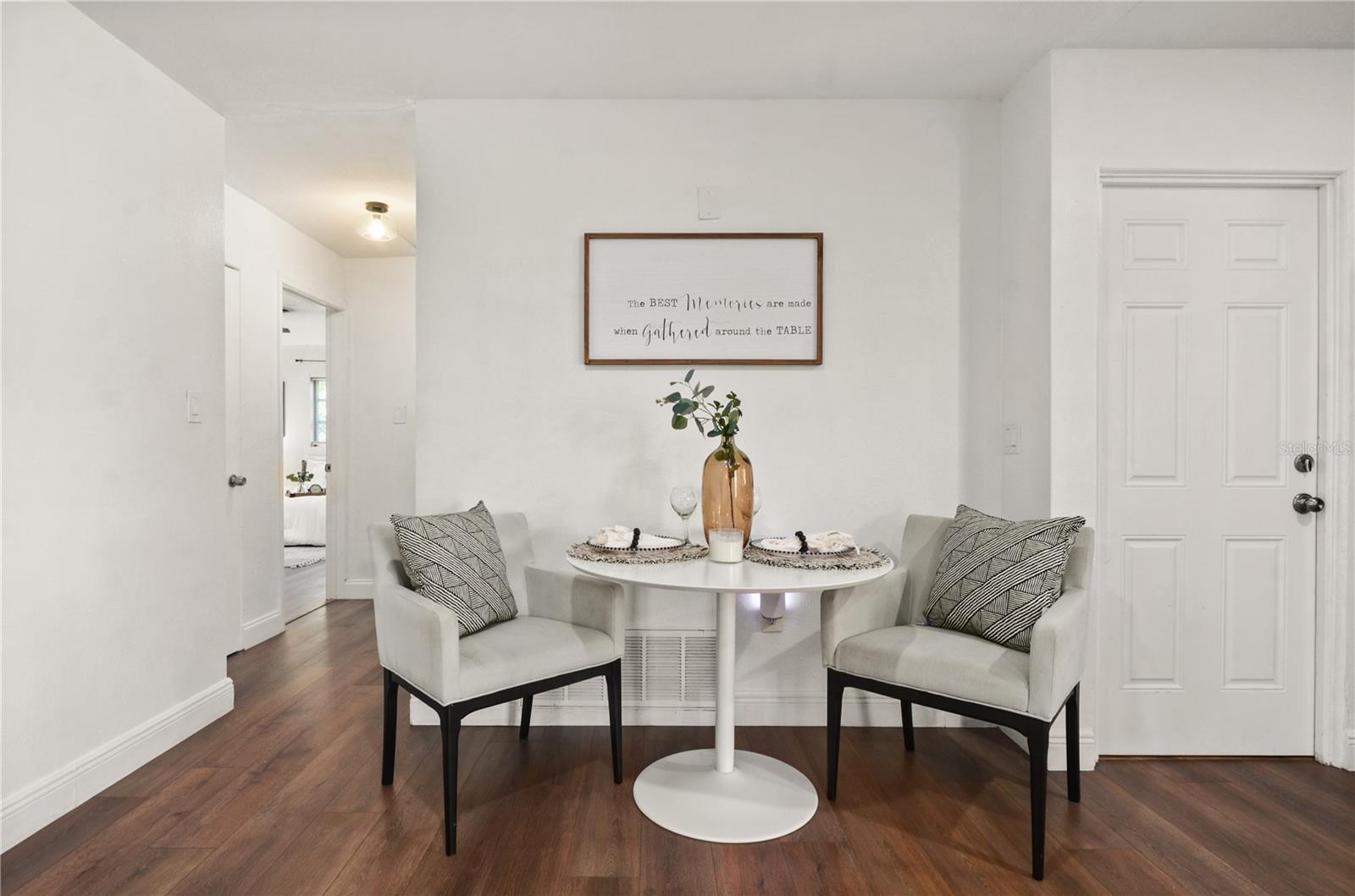 1300 CONWAY RD, ORLANDO, FL, 32812