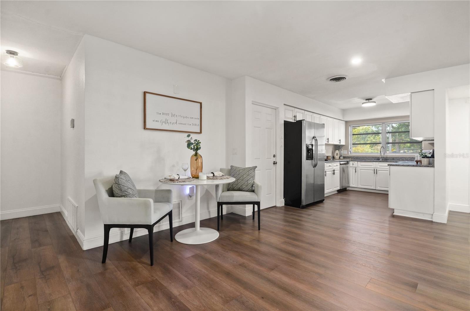 1300 CONWAY RD, ORLANDO, FL, 32812