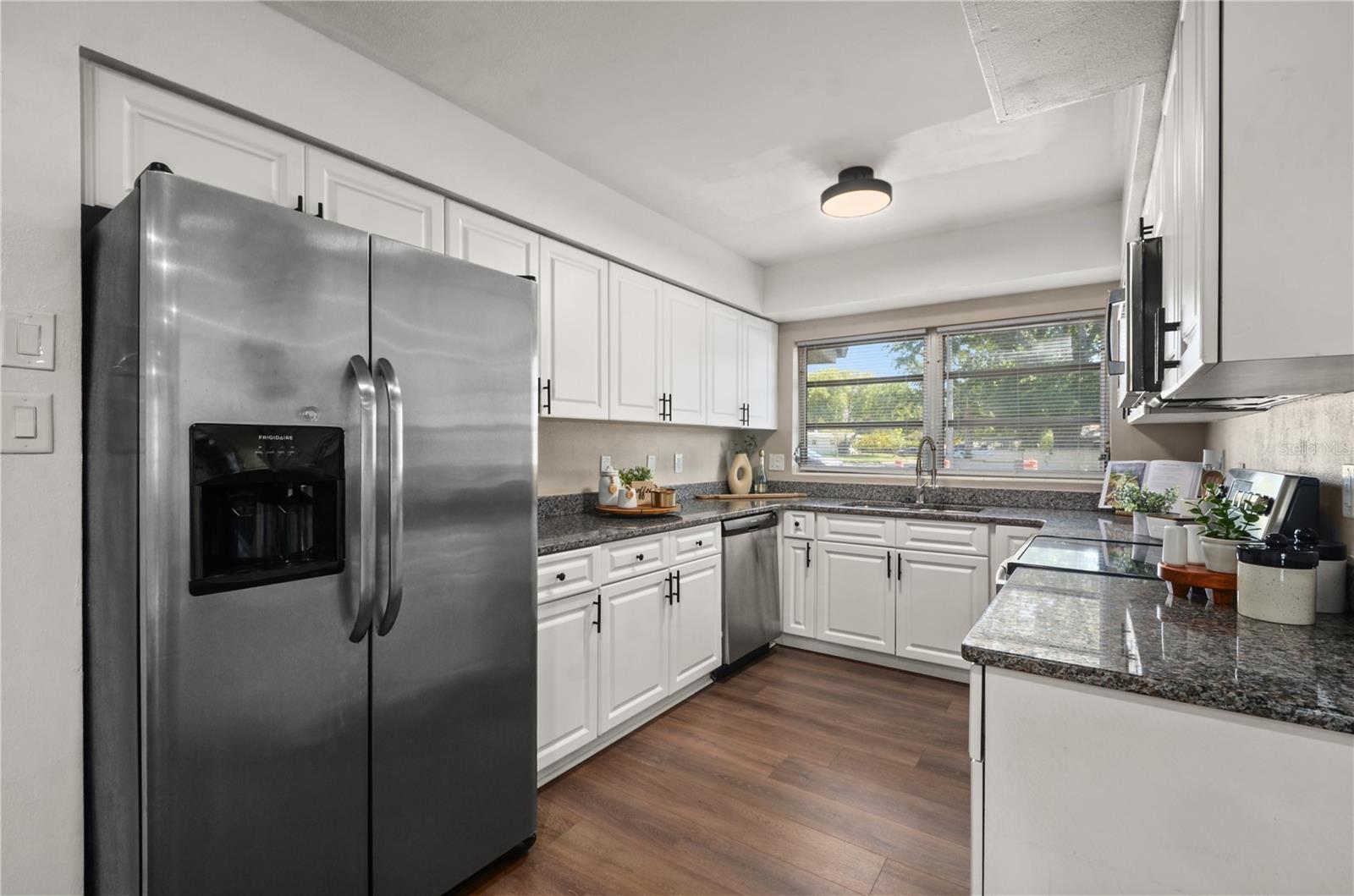 1300 CONWAY RD, ORLANDO, FL, 32812