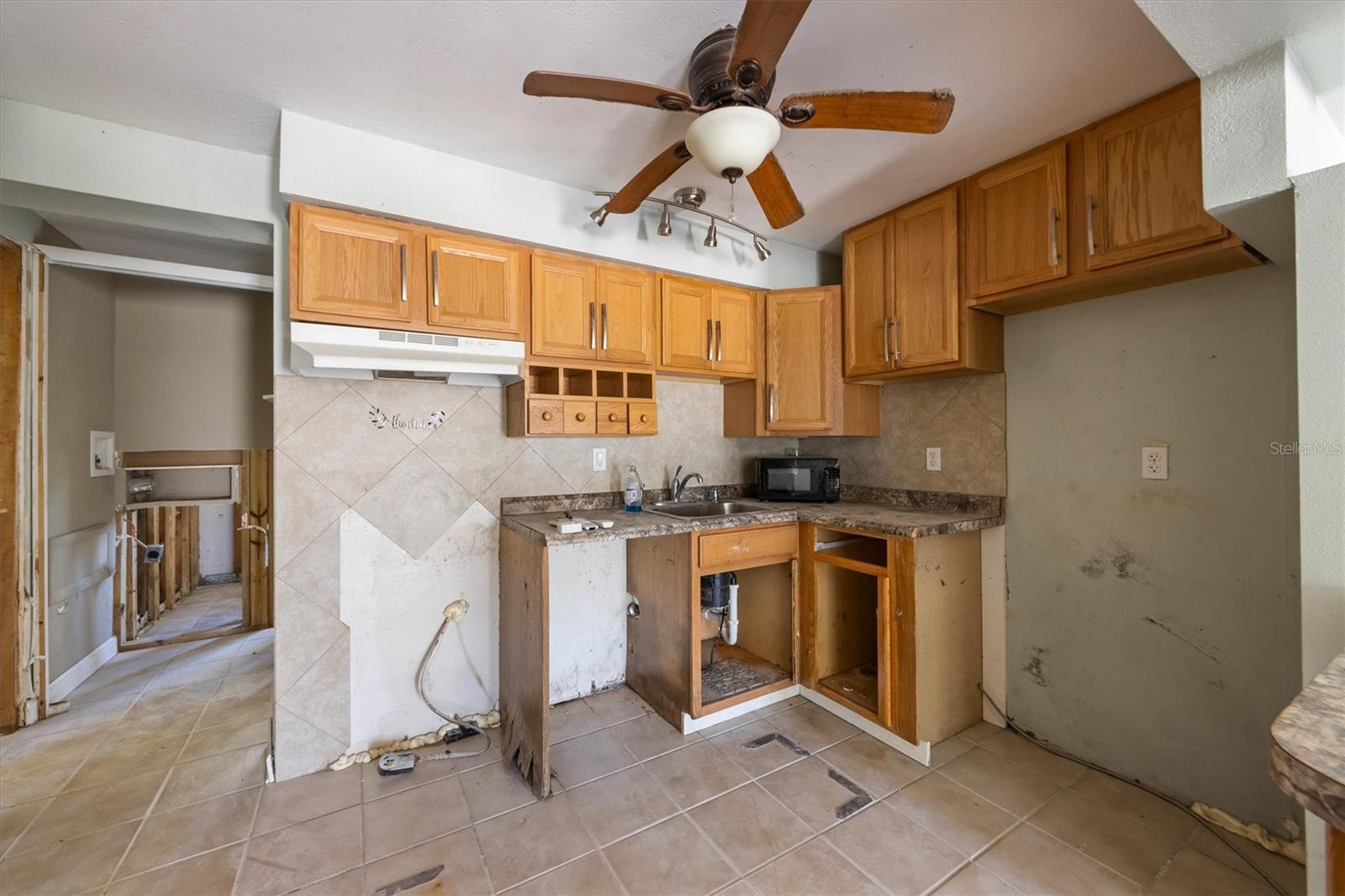 408 CLARK LN, HOLMES BEACH, FL, 34217