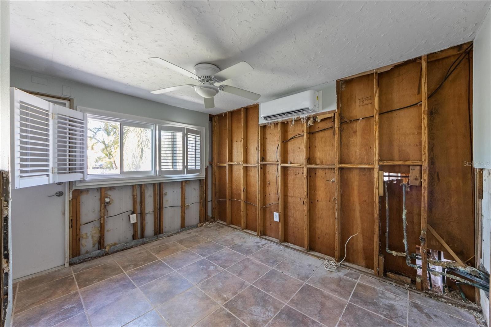 408 CLARK LN, HOLMES BEACH, FL, 34217