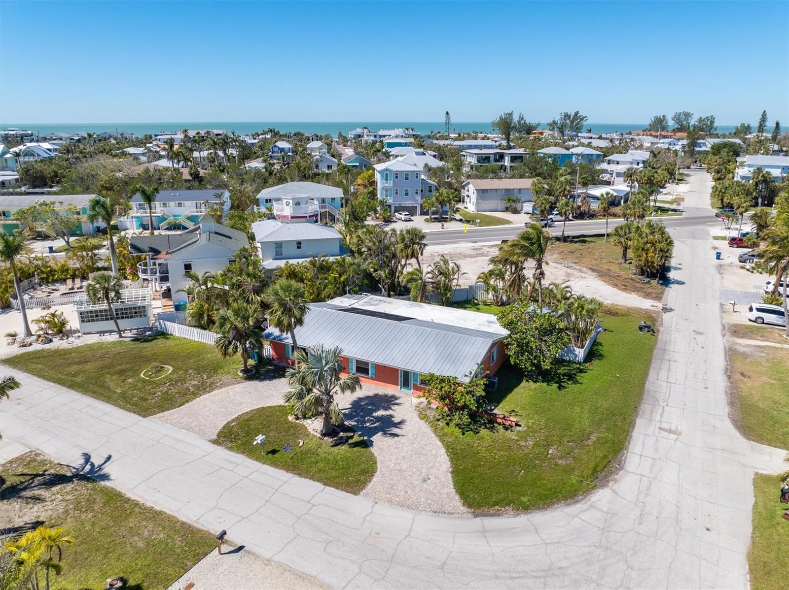 408 CLARK LN, HOLMES BEACH, FL, 34217