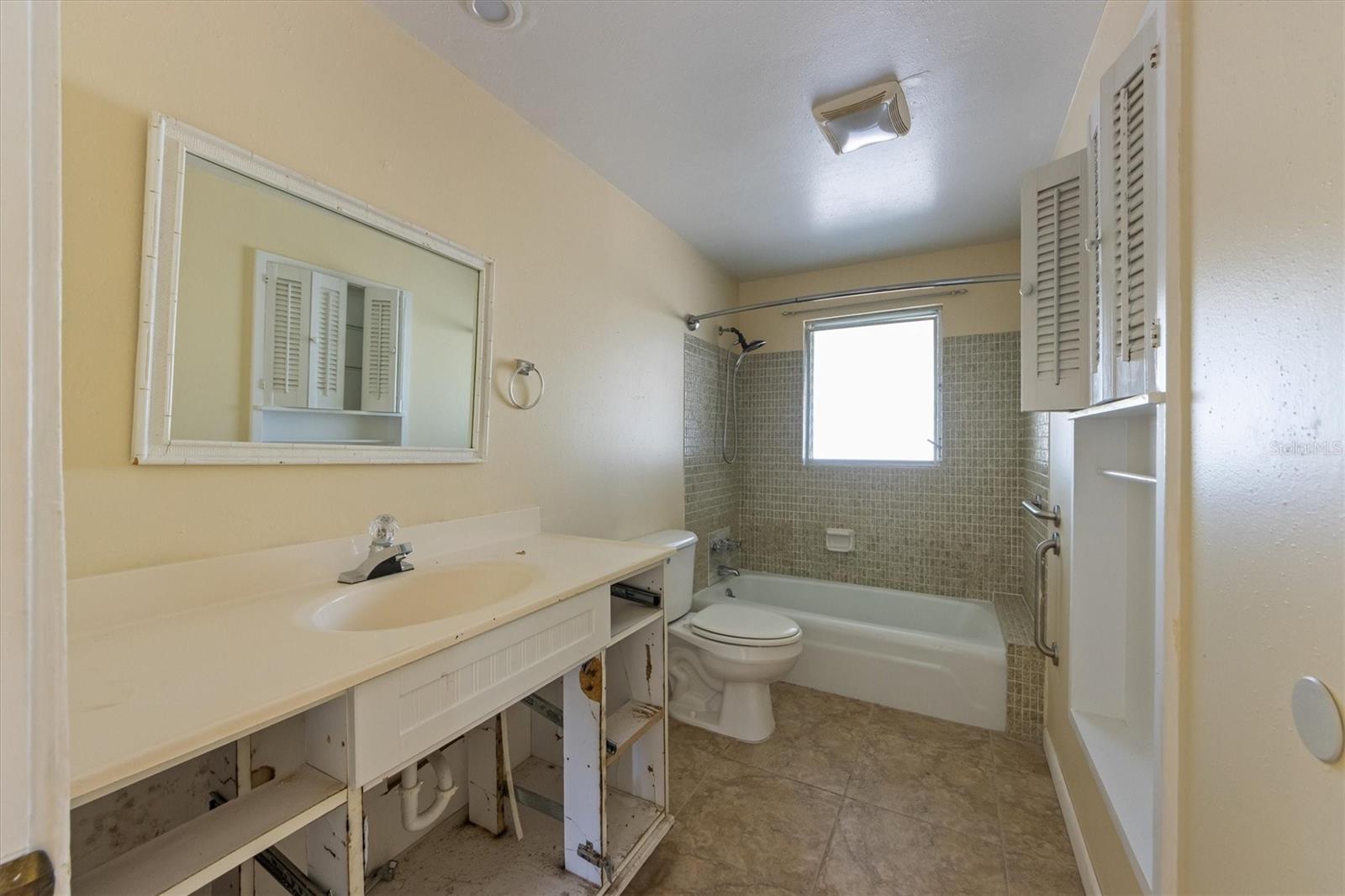 408 CLARK LN, HOLMES BEACH, FL, 34217