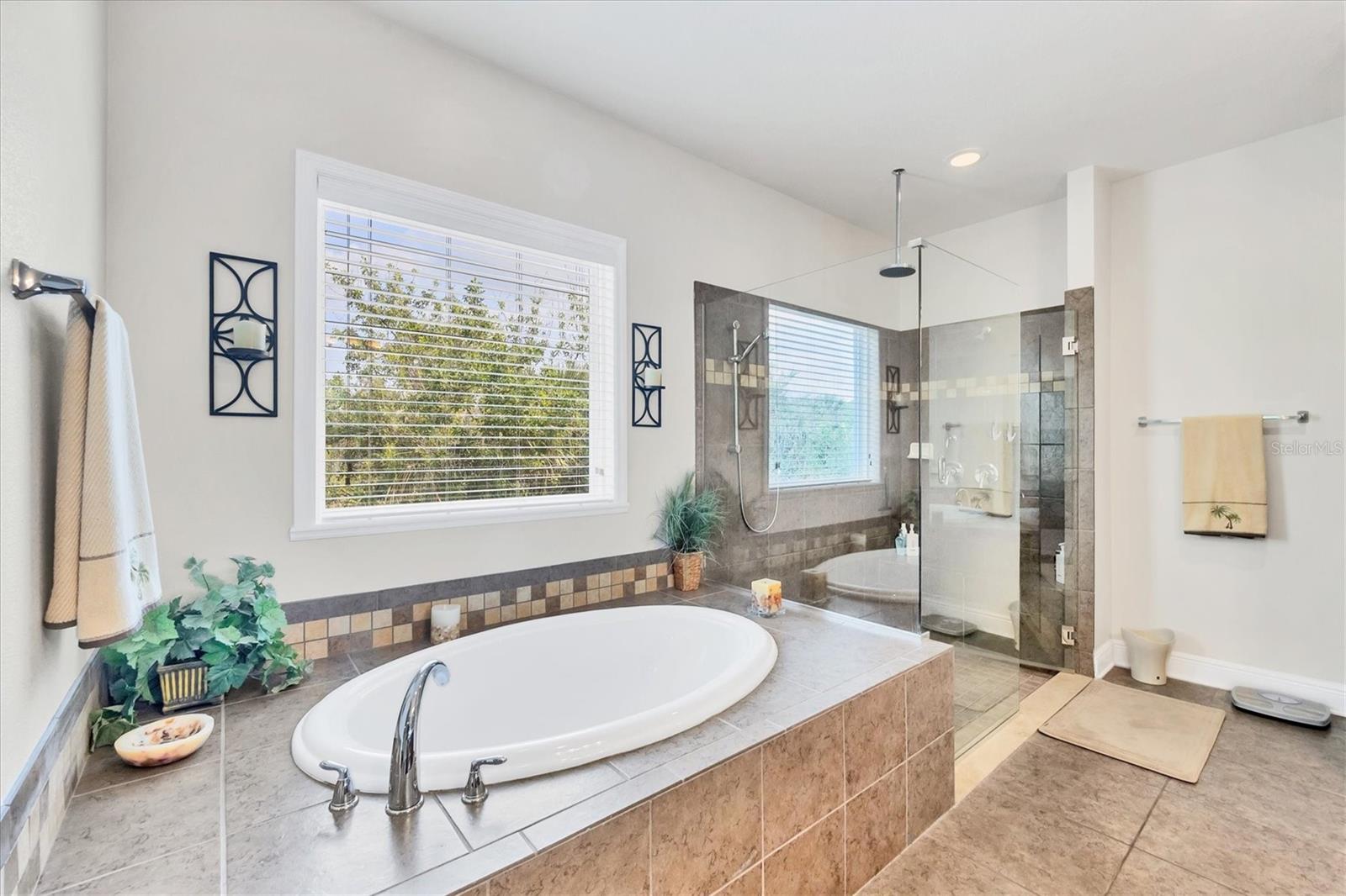9283 IMPALA CIR, PORT CHARLOTTE, FL, 33981