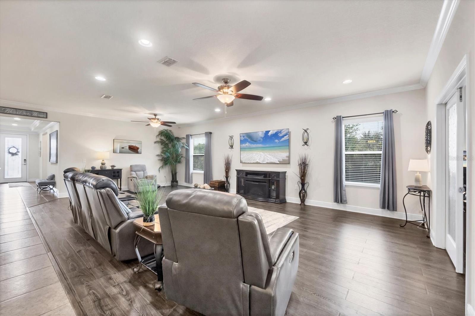 9283 IMPALA CIR, PORT CHARLOTTE, FL, 33981