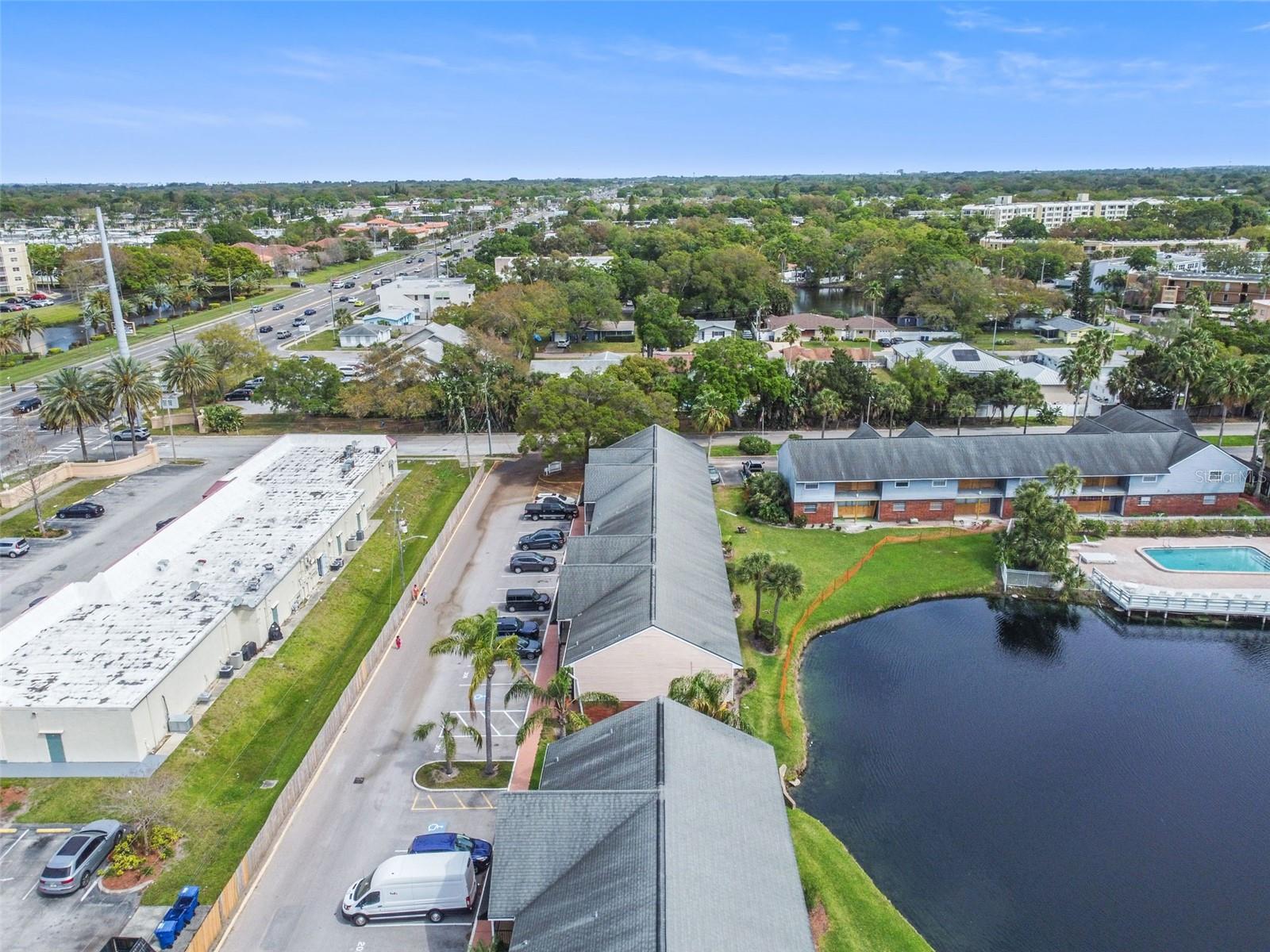 200 COUNTRY CLUB DR #308, LARGO, FL, 33771