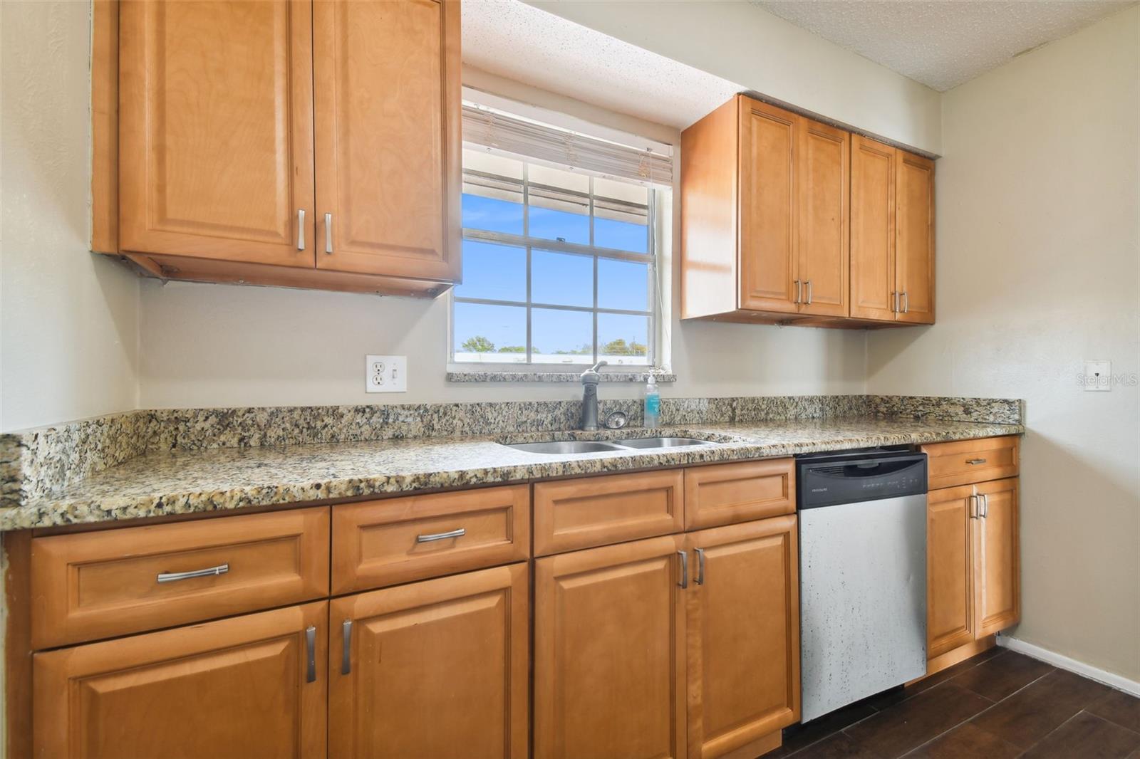 200 COUNTRY CLUB DR #308, LARGO, FL, 33771
