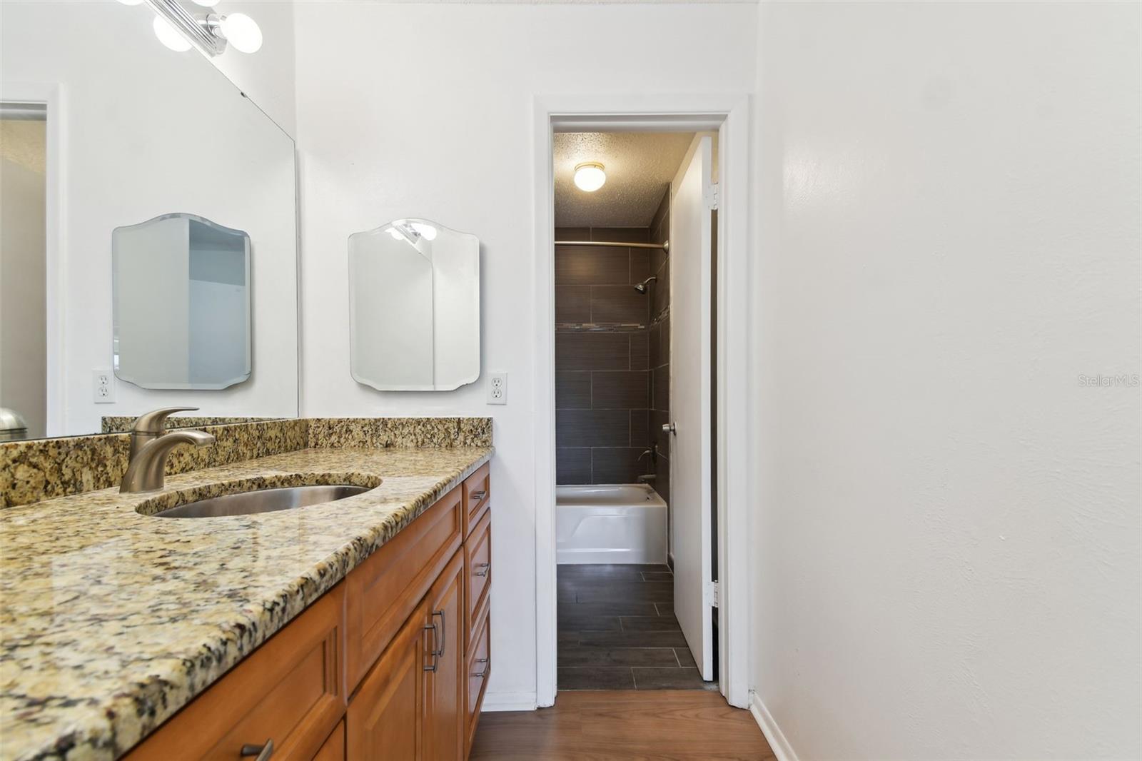 200 COUNTRY CLUB DR #308, LARGO, FL, 33771