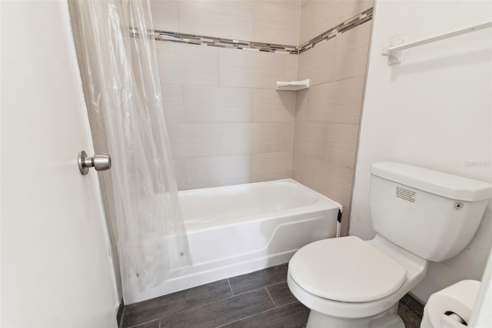 200 COUNTRY CLUB DR #308, LARGO, FL, 33771