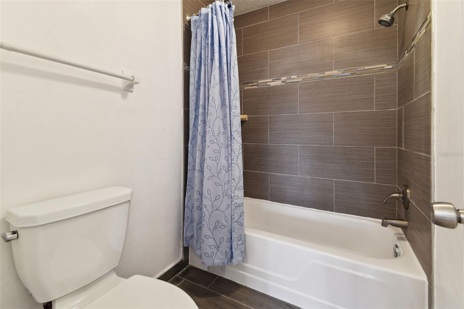 200 COUNTRY CLUB DR #308, LARGO, FL, 33771