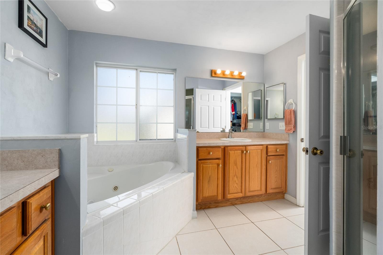 2011 NW 86TH TER, GAINESVILLE, FL, 32606