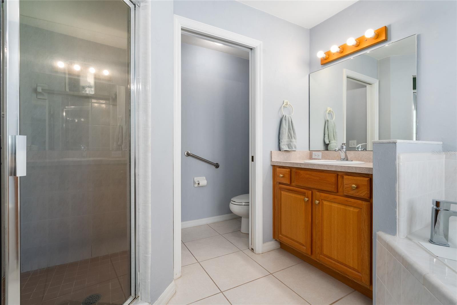 2011 NW 86TH TER, GAINESVILLE, FL, 32606