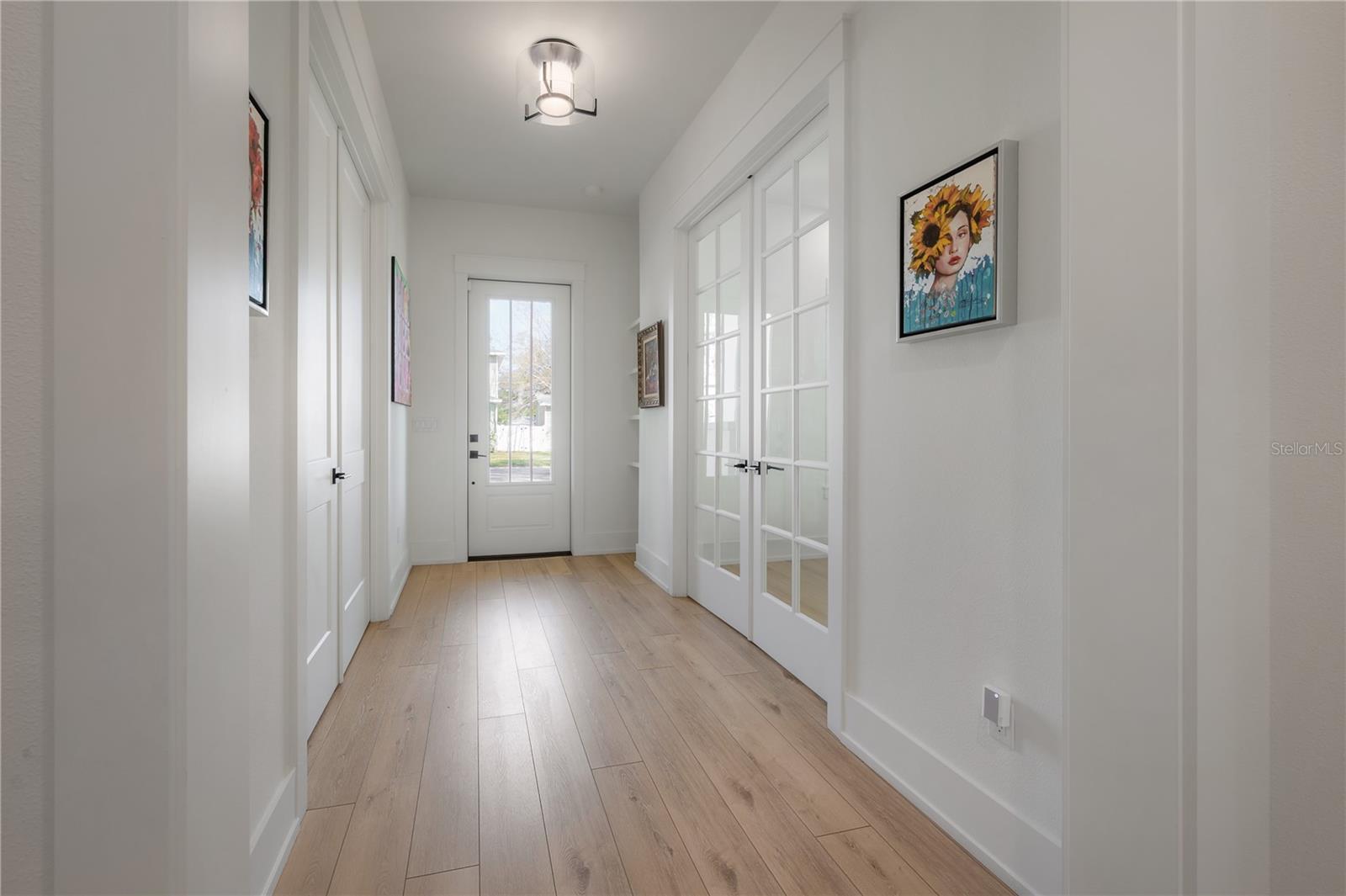 1550 48TH AVE N, ST PETERSBURG, FL, 33703