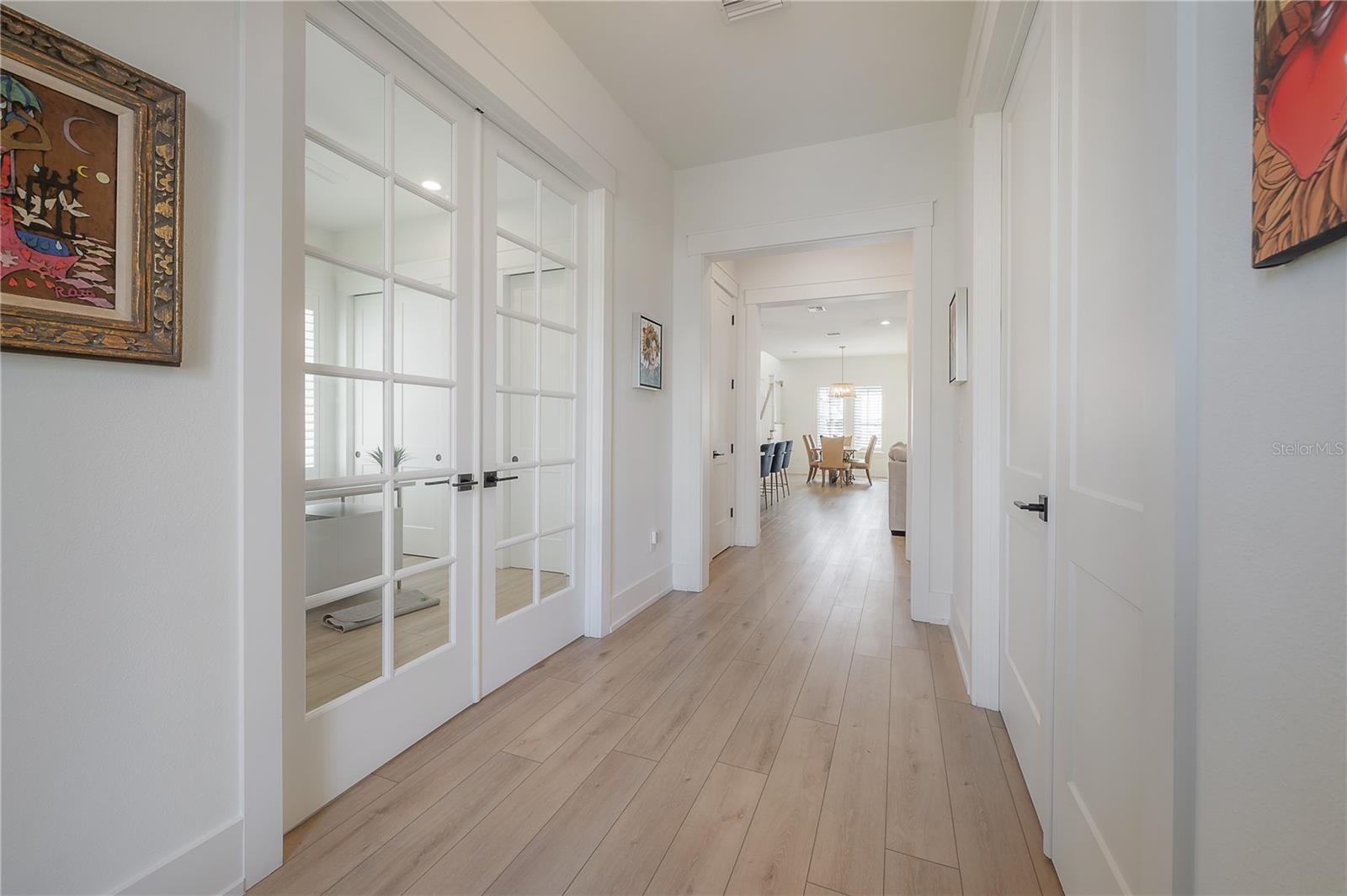 1550 48TH AVE N, ST PETERSBURG, FL, 33703