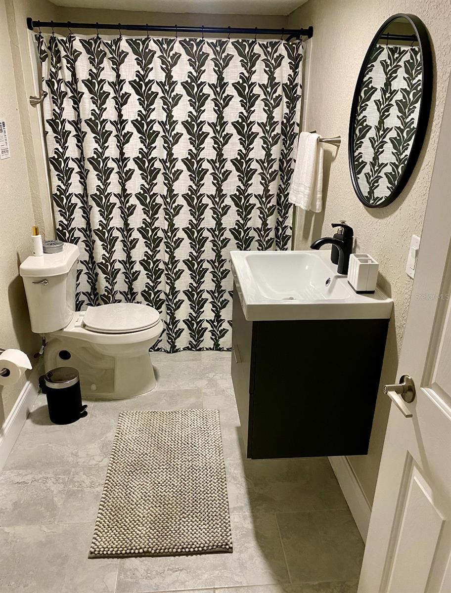 5237 DAVISSON AVE, ORLANDO, FL, 32810