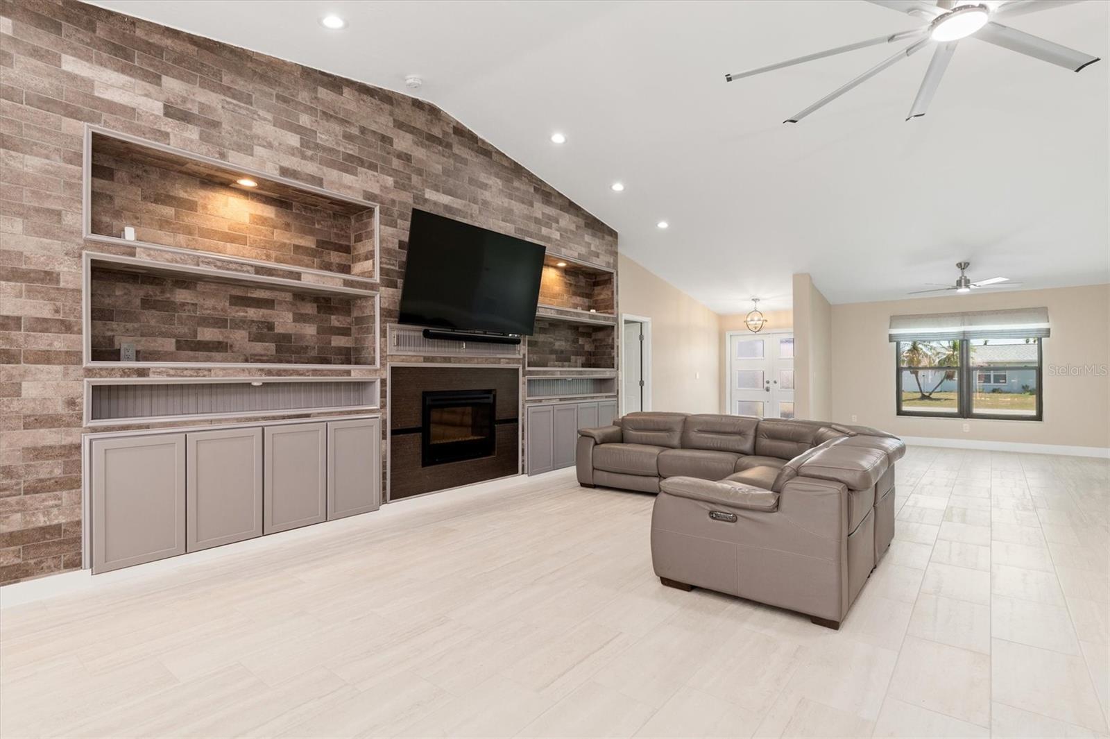 2138 SW 8TH CT, CAPE CORAL, FL, 33991