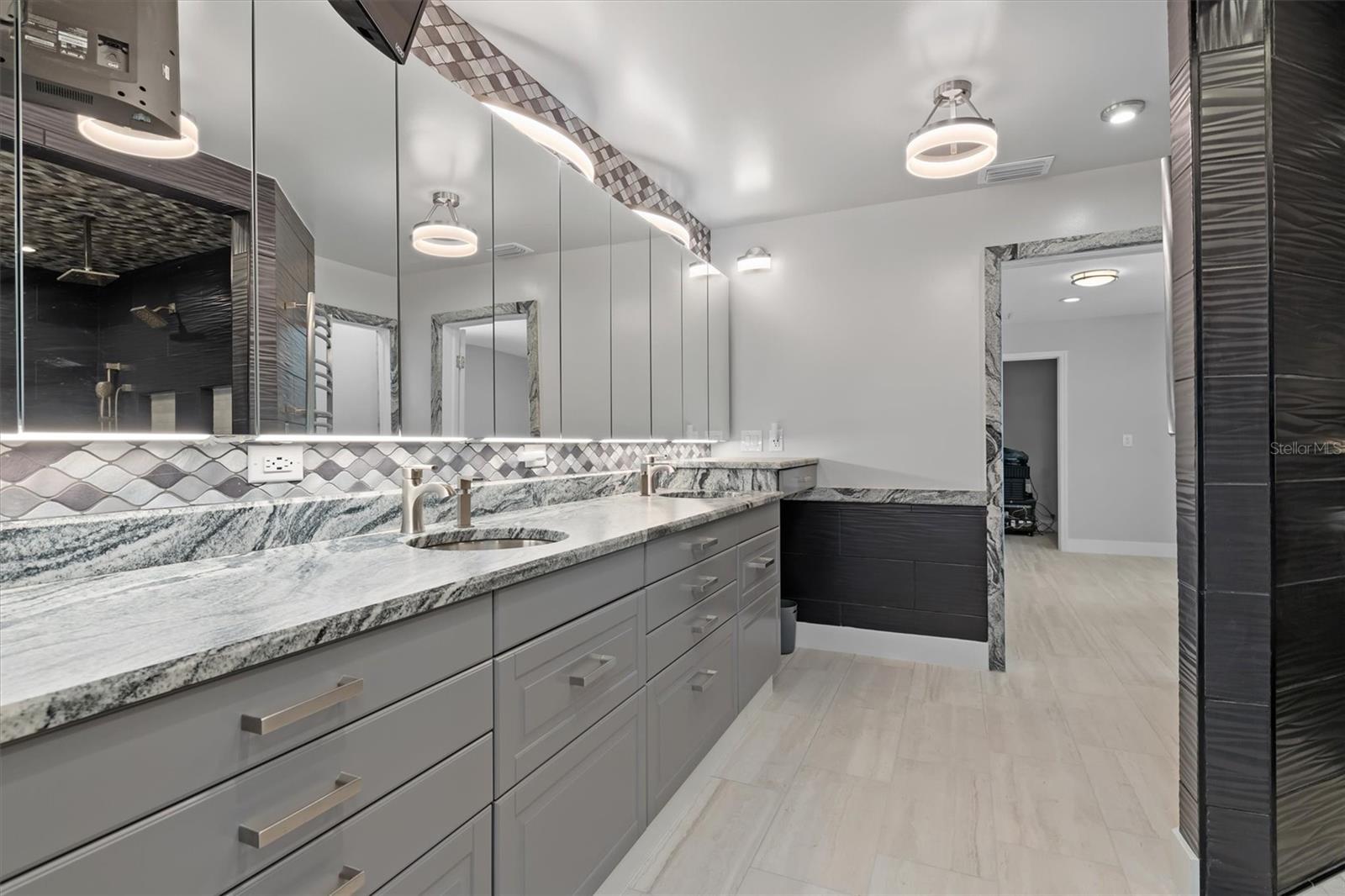 2138 SW 8TH CT, CAPE CORAL, FL, 33991