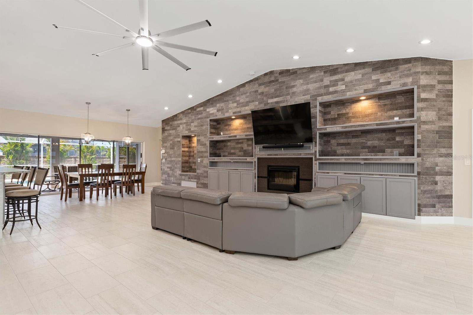 2138 SW 8TH CT, CAPE CORAL, FL, 33991