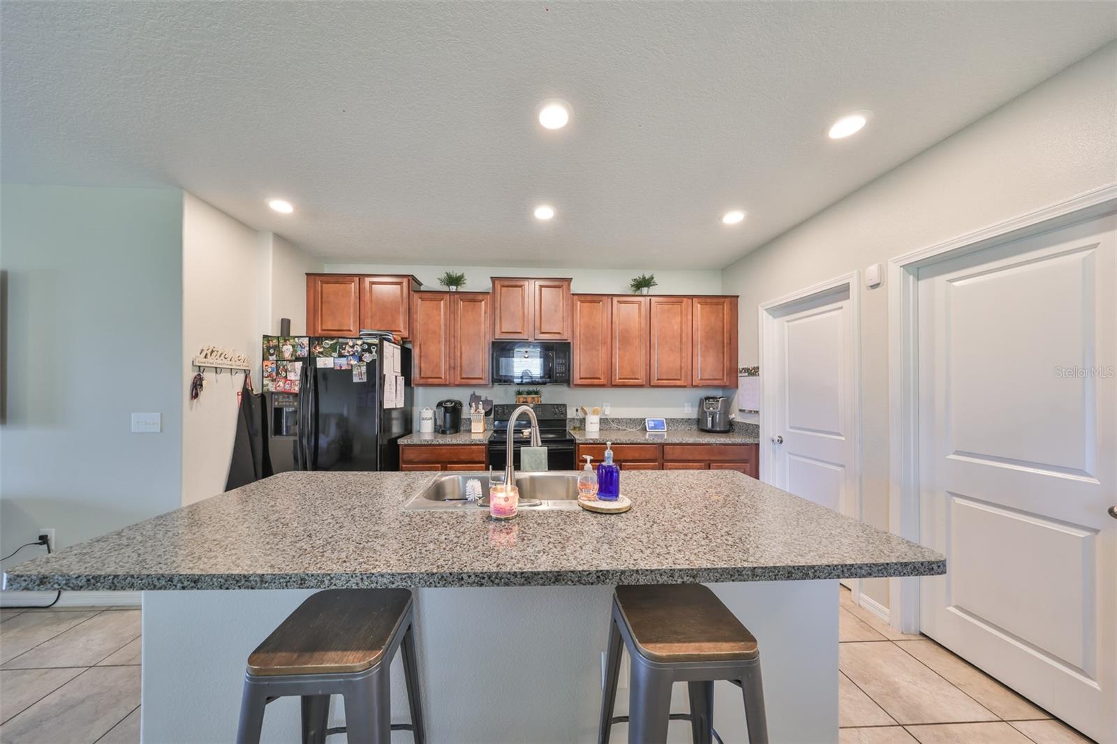 6815 BLUE MOON WAY, SUN CITY CENTER, FL, 33573