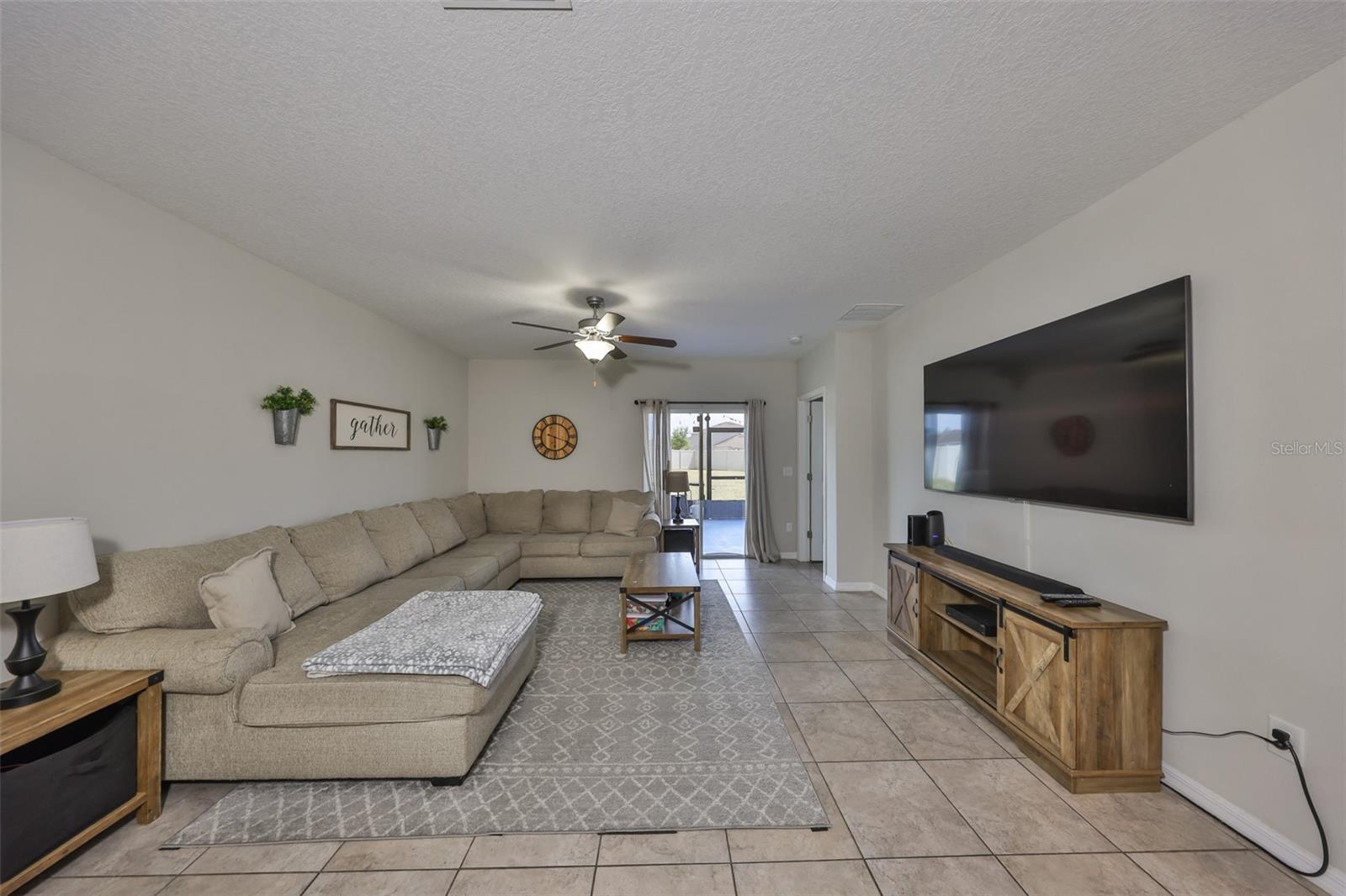 6815 BLUE MOON WAY, SUN CITY CENTER, FL, 33573