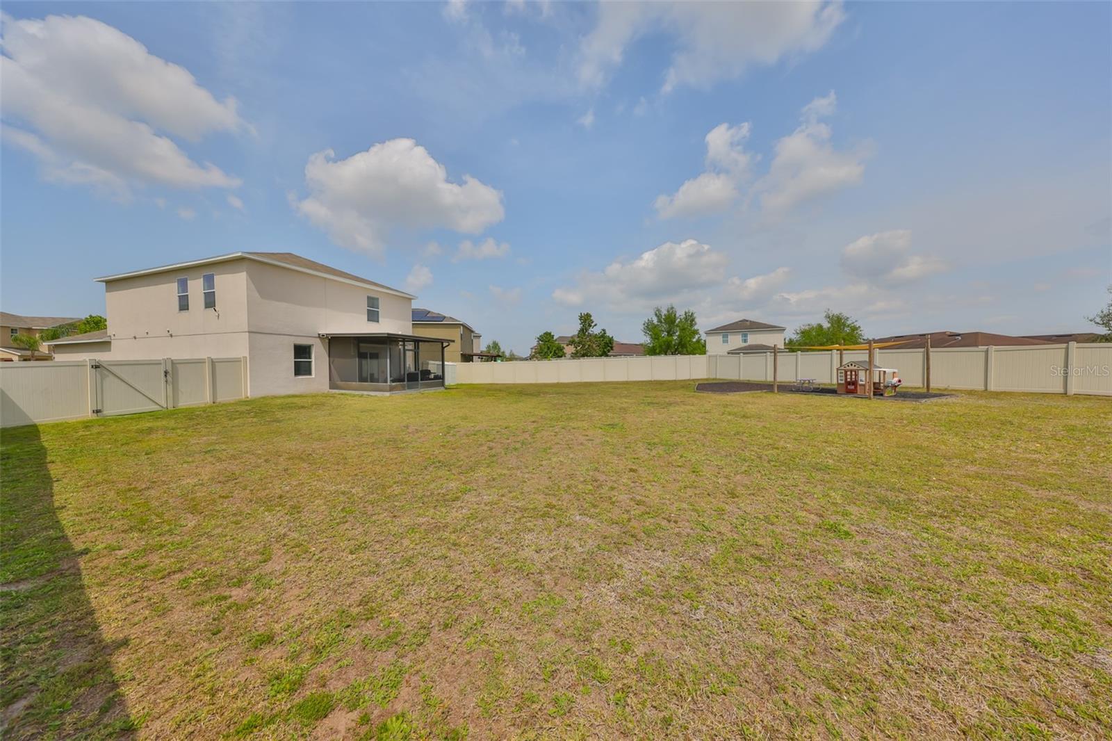 6815 BLUE MOON WAY, SUN CITY CENTER, FL, 33573