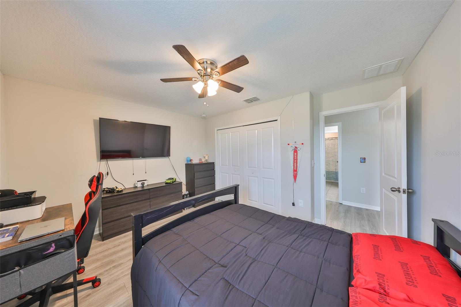 6815 BLUE MOON WAY, SUN CITY CENTER, FL, 33573