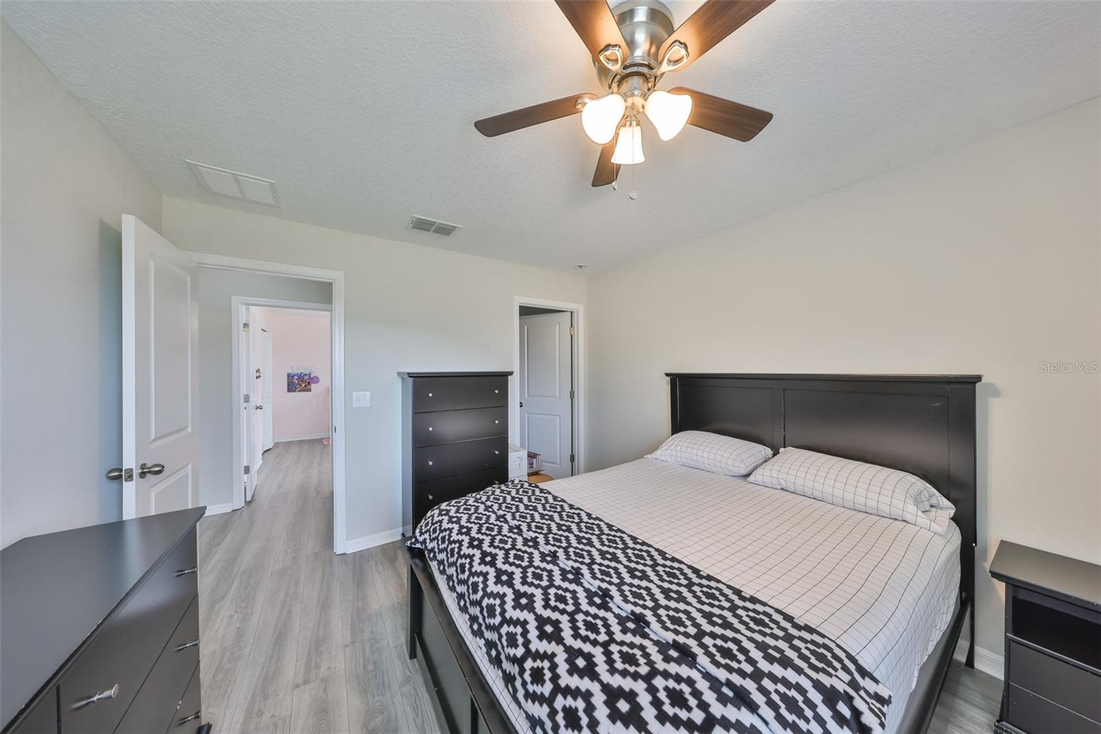 6815 BLUE MOON WAY, SUN CITY CENTER, FL, 33573
