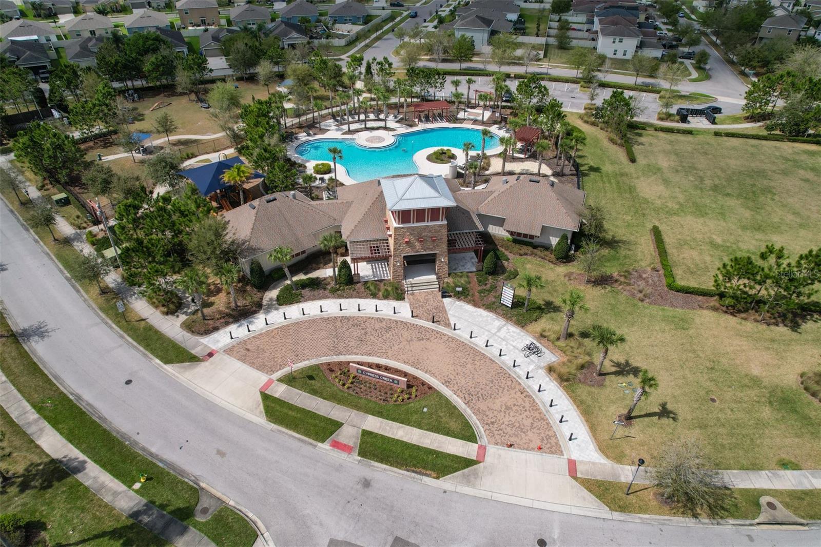 6815 BLUE MOON WAY, SUN CITY CENTER, FL, 33573