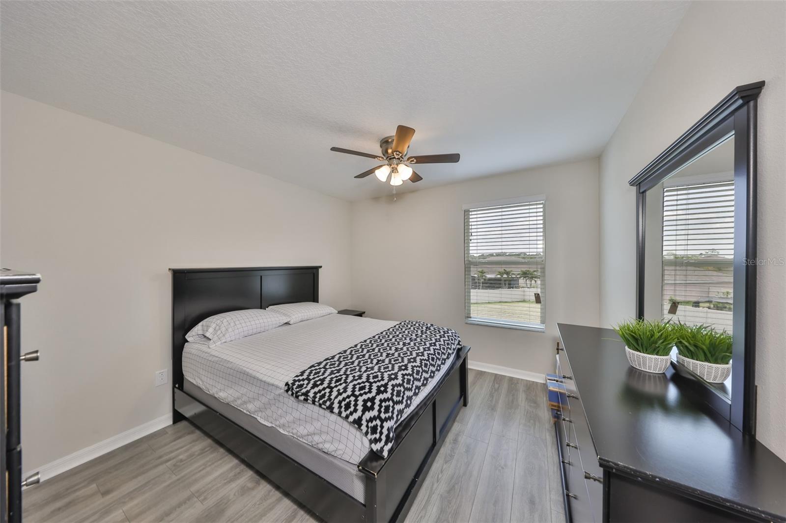6815 BLUE MOON WAY, SUN CITY CENTER, FL, 33573