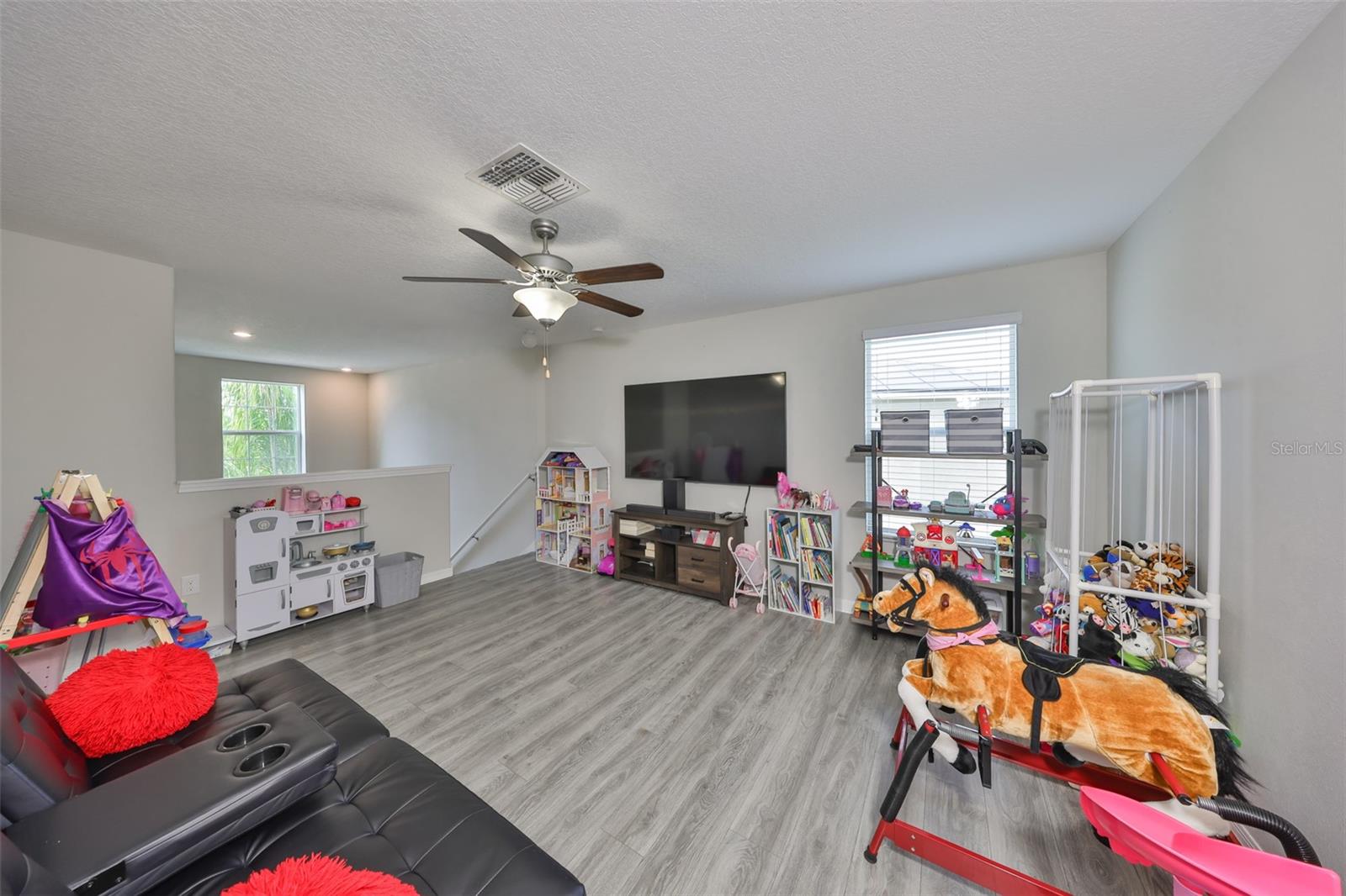 6815 BLUE MOON WAY, SUN CITY CENTER, FL, 33573
