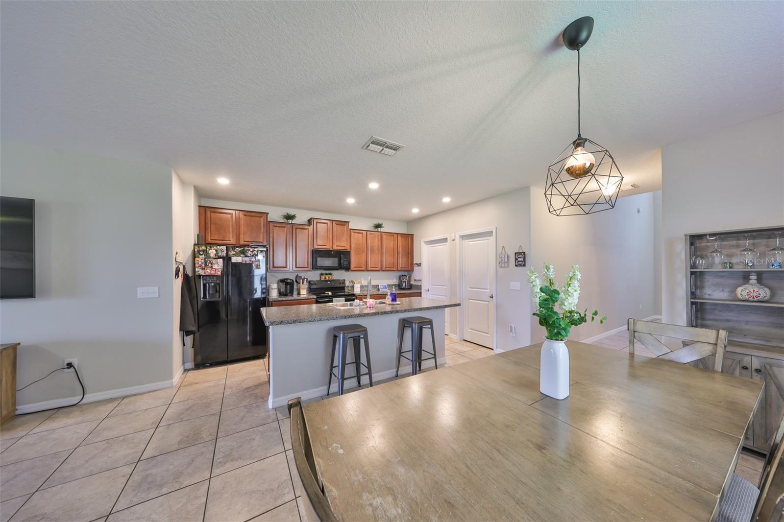 6815 BLUE MOON WAY, SUN CITY CENTER, FL, 33573
